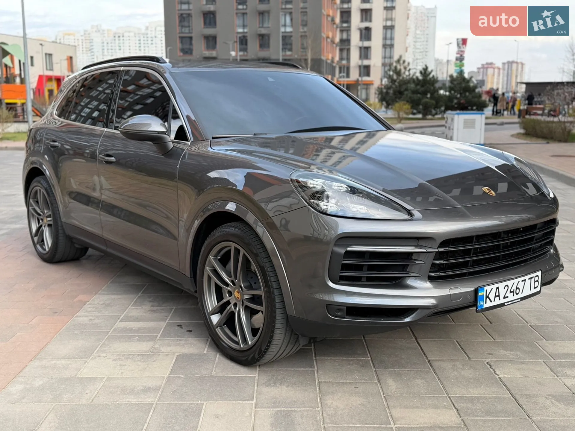 2020 Porsche Cayenne - мініатюра 2