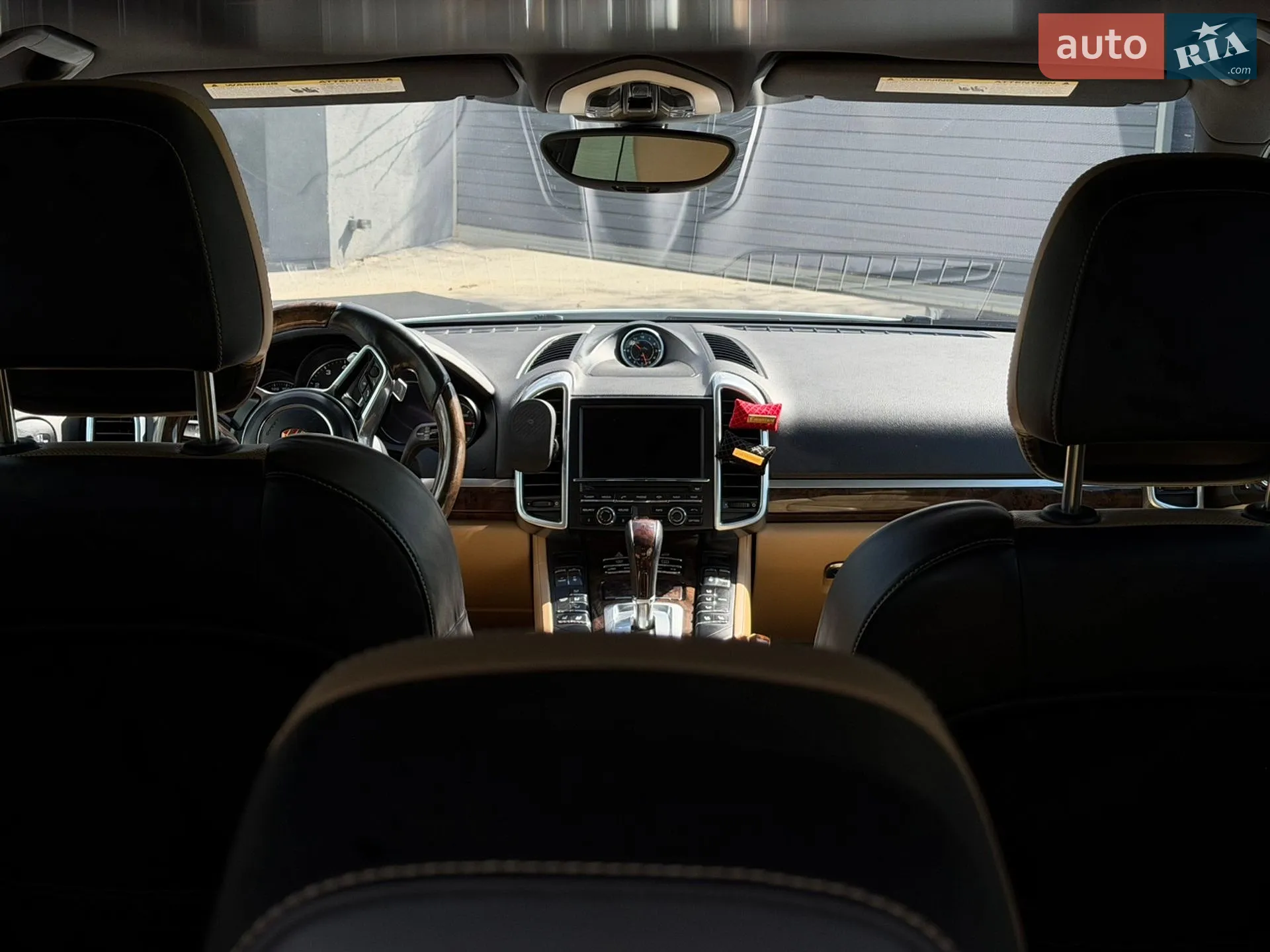 2015 Porsche Cayenne - мініатюра 30