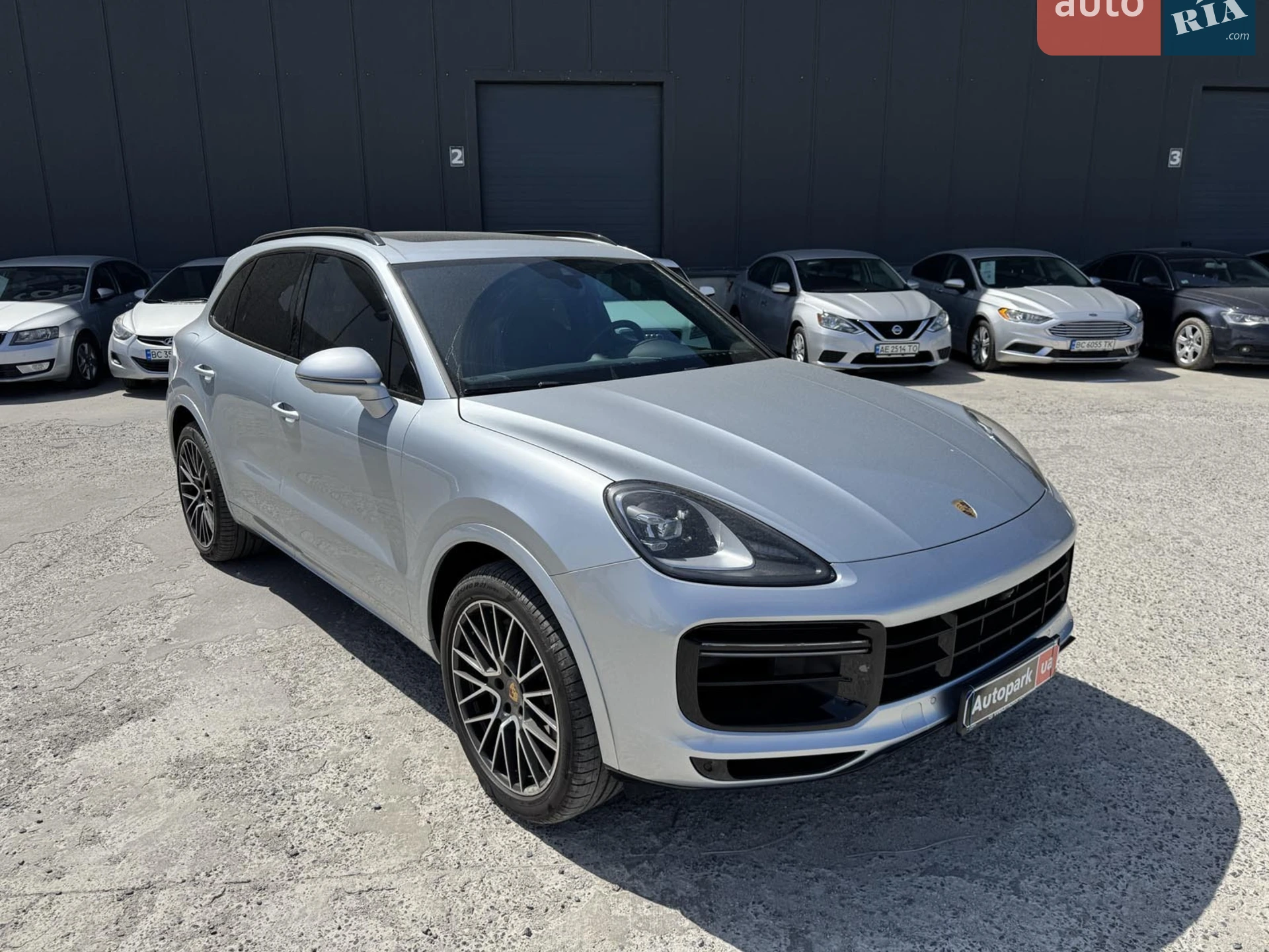 2018 Porsche Cayenne - мініатюра 3