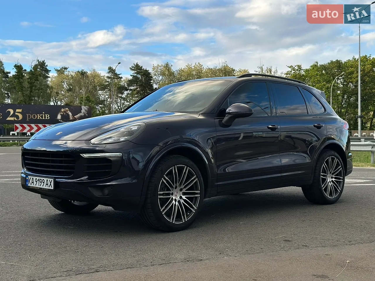2017 Porsche Cayenne - мініатюра 25