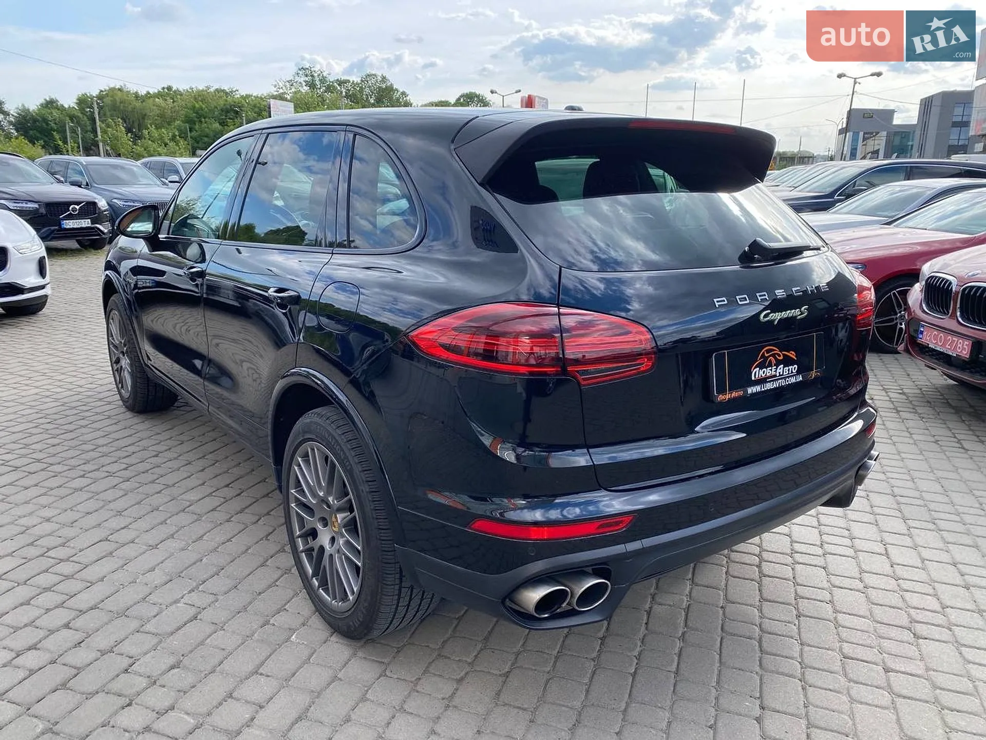 2016 Porsche Cayenne - мініатюра 5