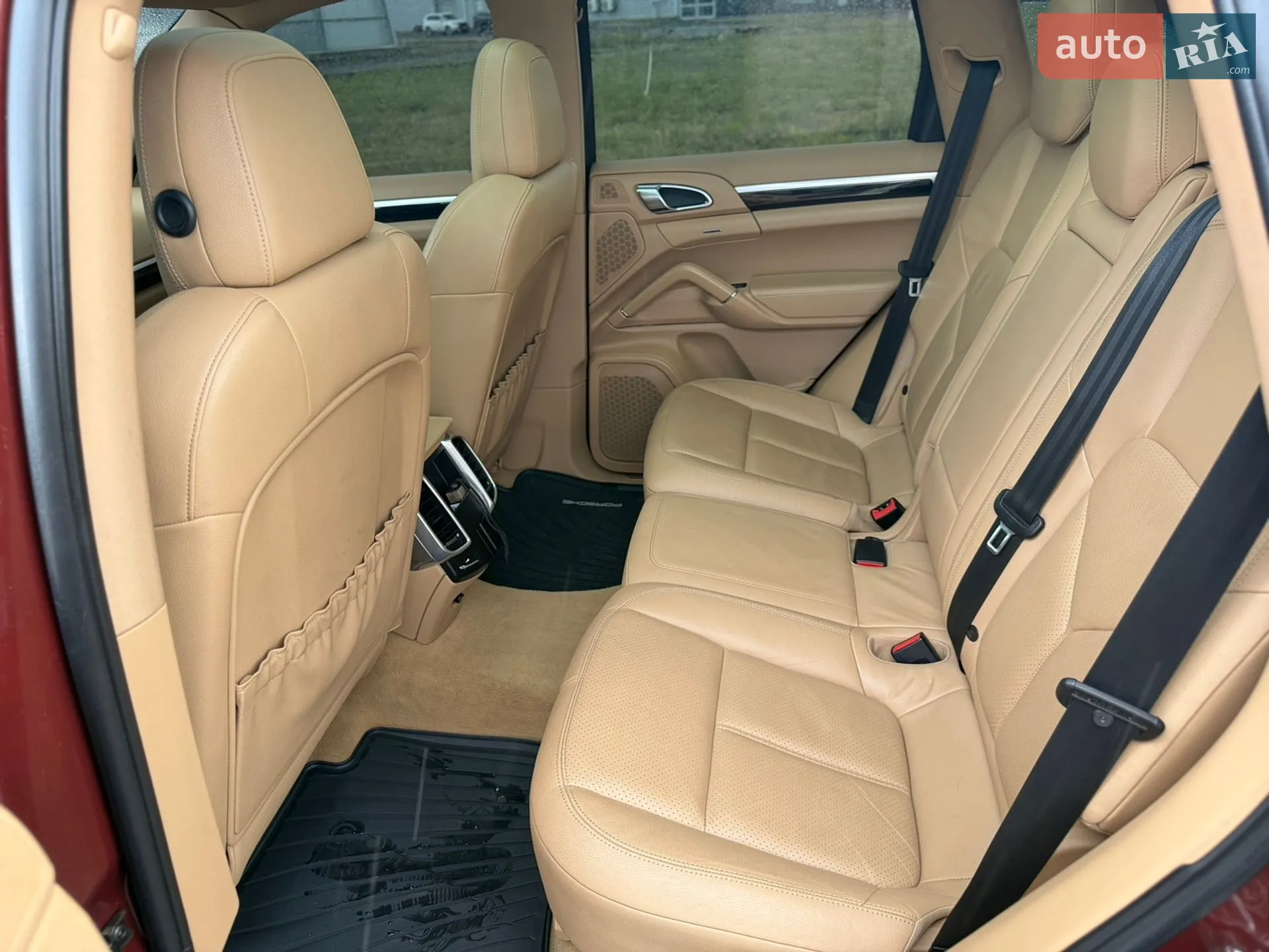 2011 Porsche Cayenne - мініатюра 16