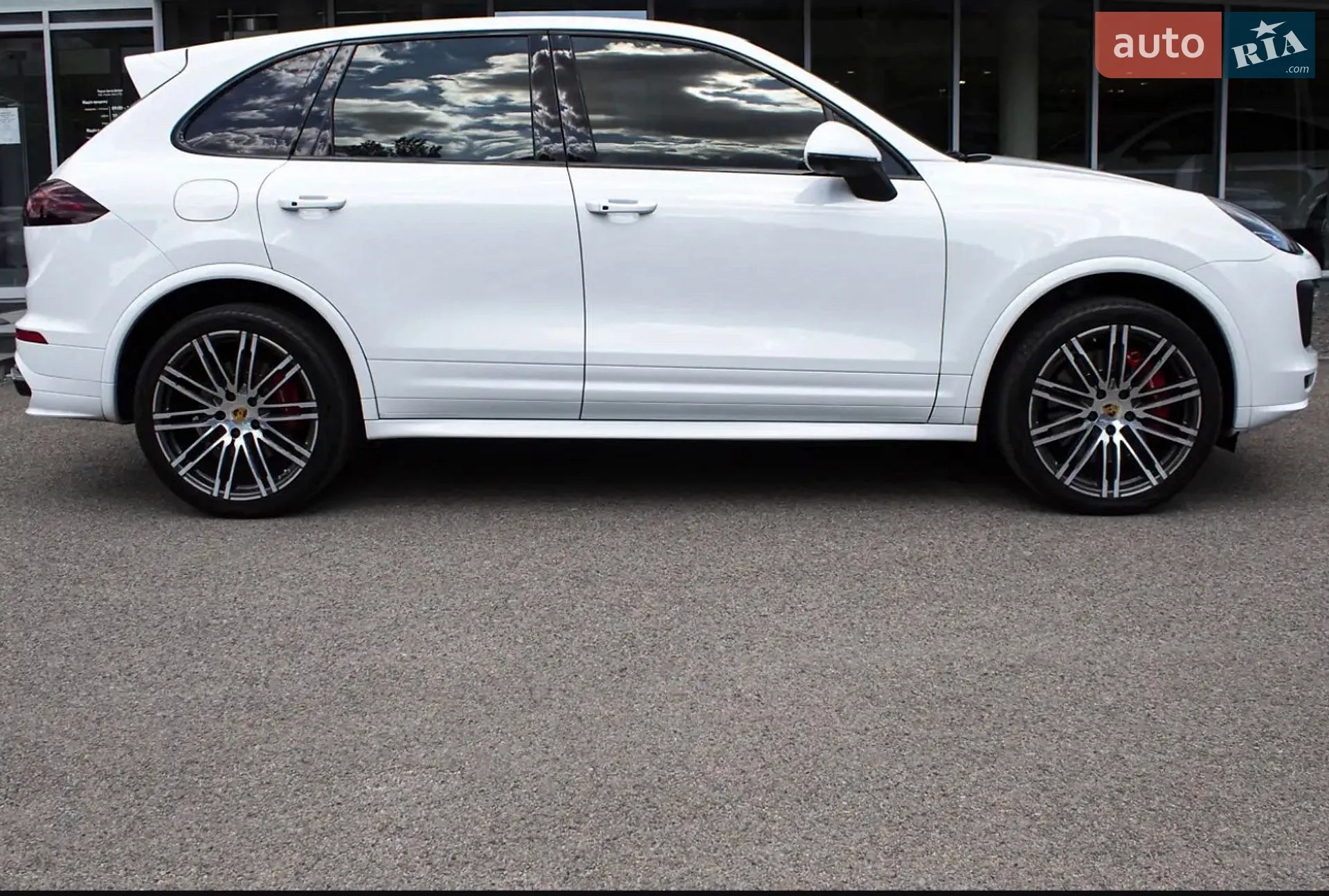 2015 Porsche Cayenne - мініатюра 5