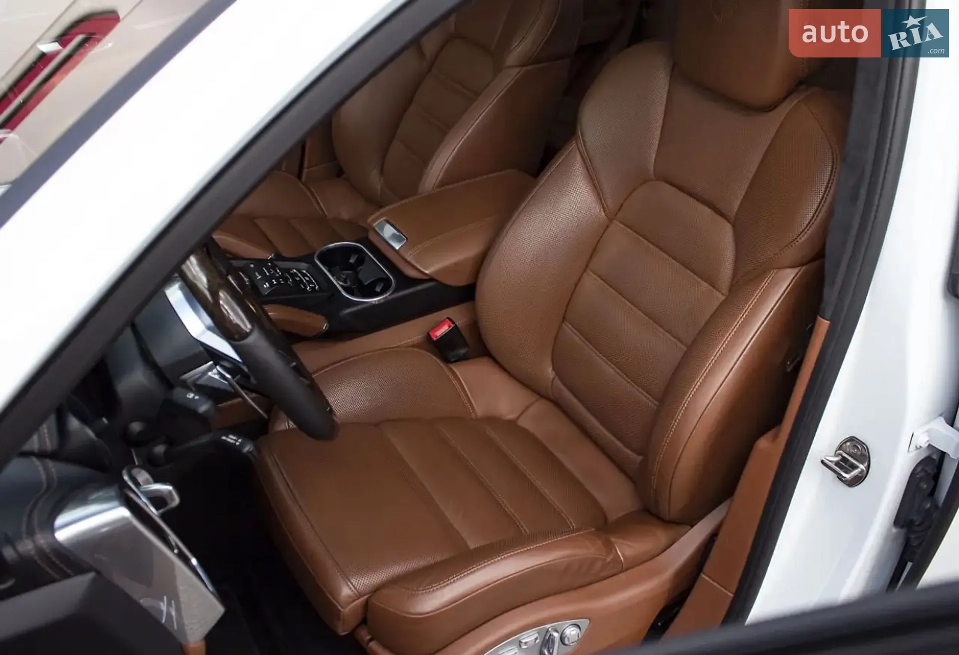 2015 Porsche Cayenne - мініатюра 9