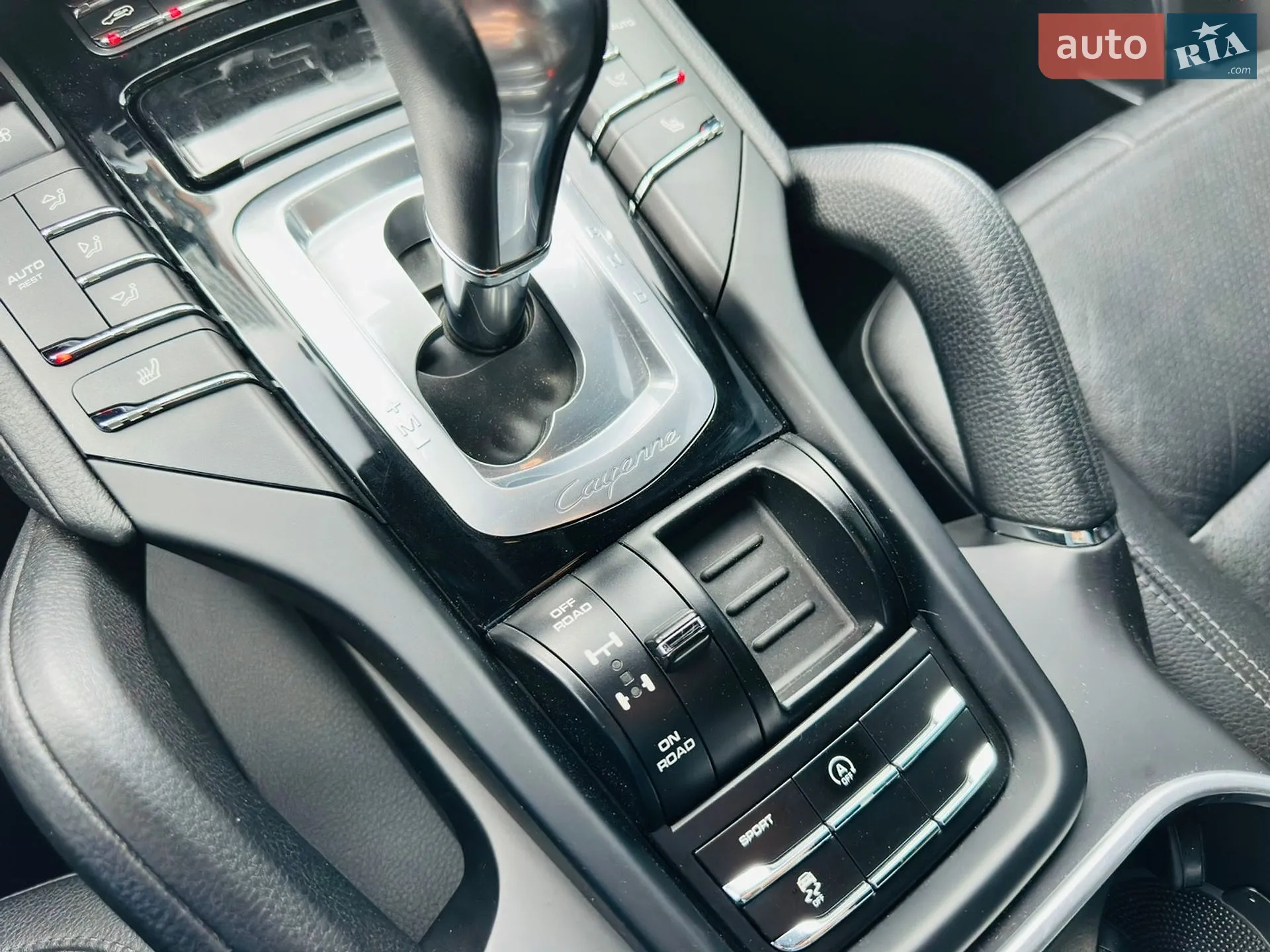 2014 Porsche Cayenne - мініатюра 22