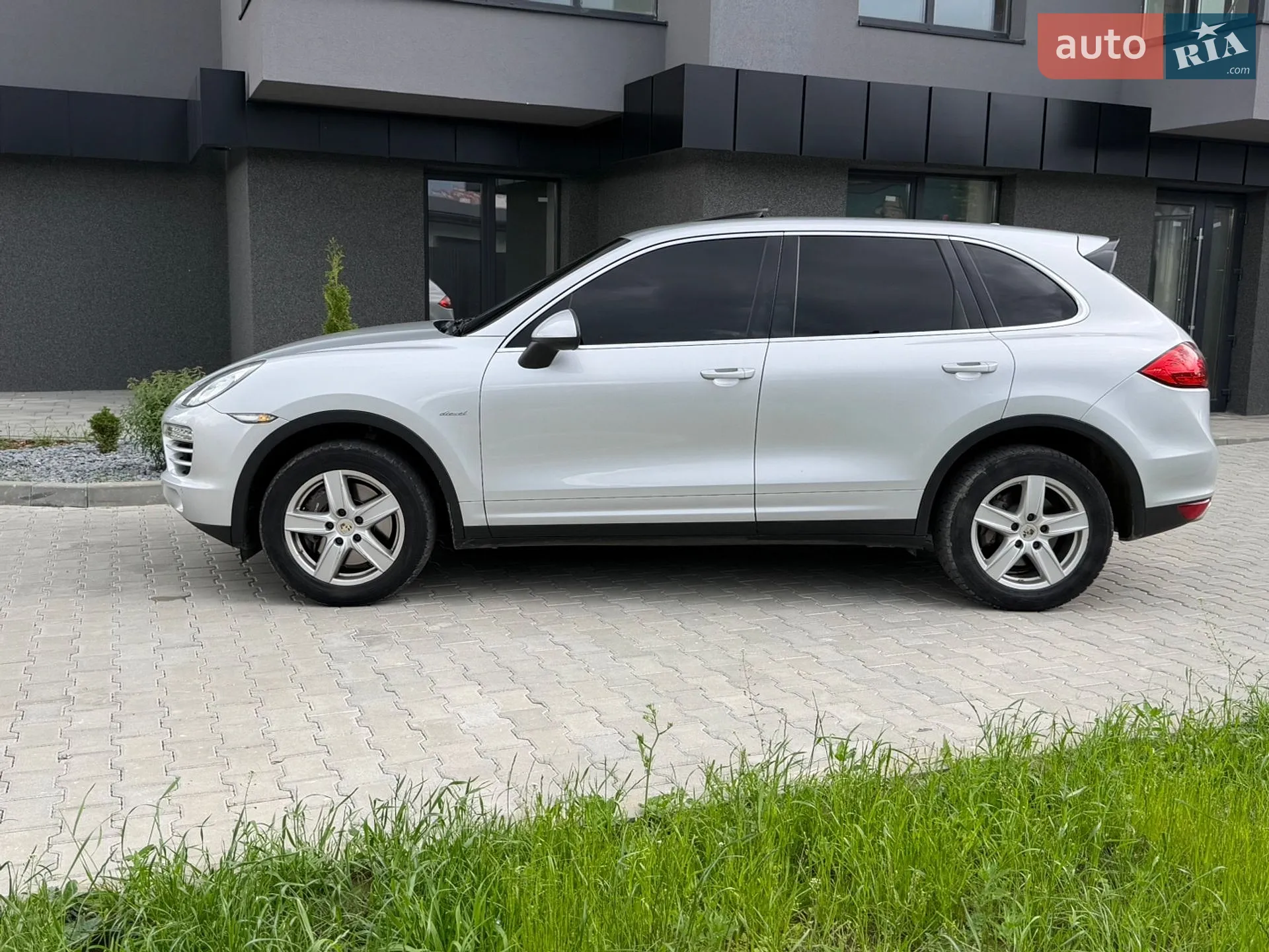 2012 Porsche Cayenne - мініатюра 14