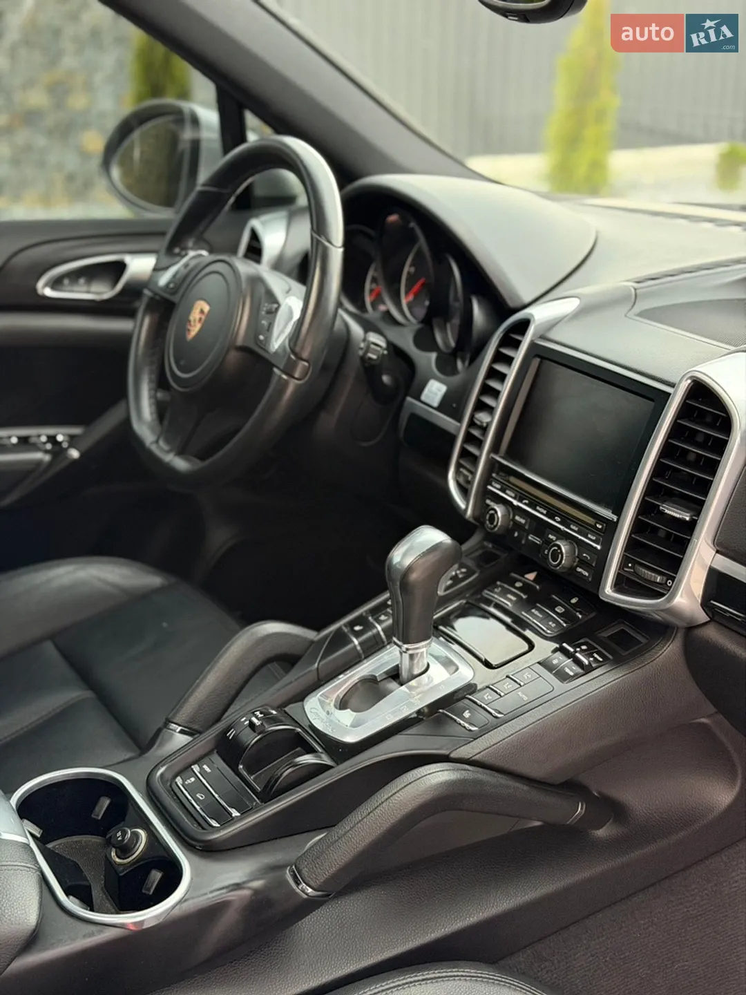 2012 Porsche Cayenne - мініатюра 31