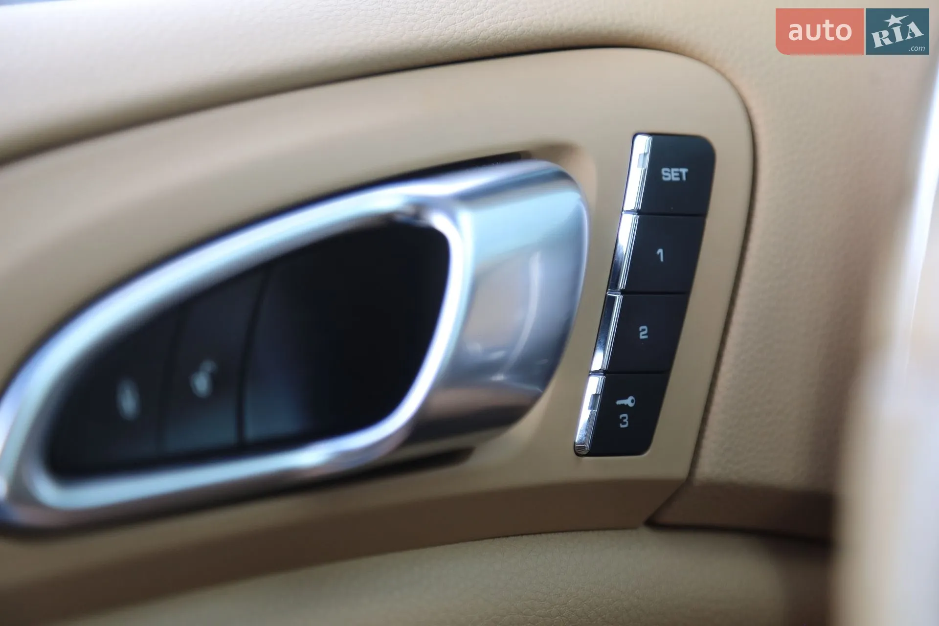 2014 Porsche Cayenne - мініатюра 33