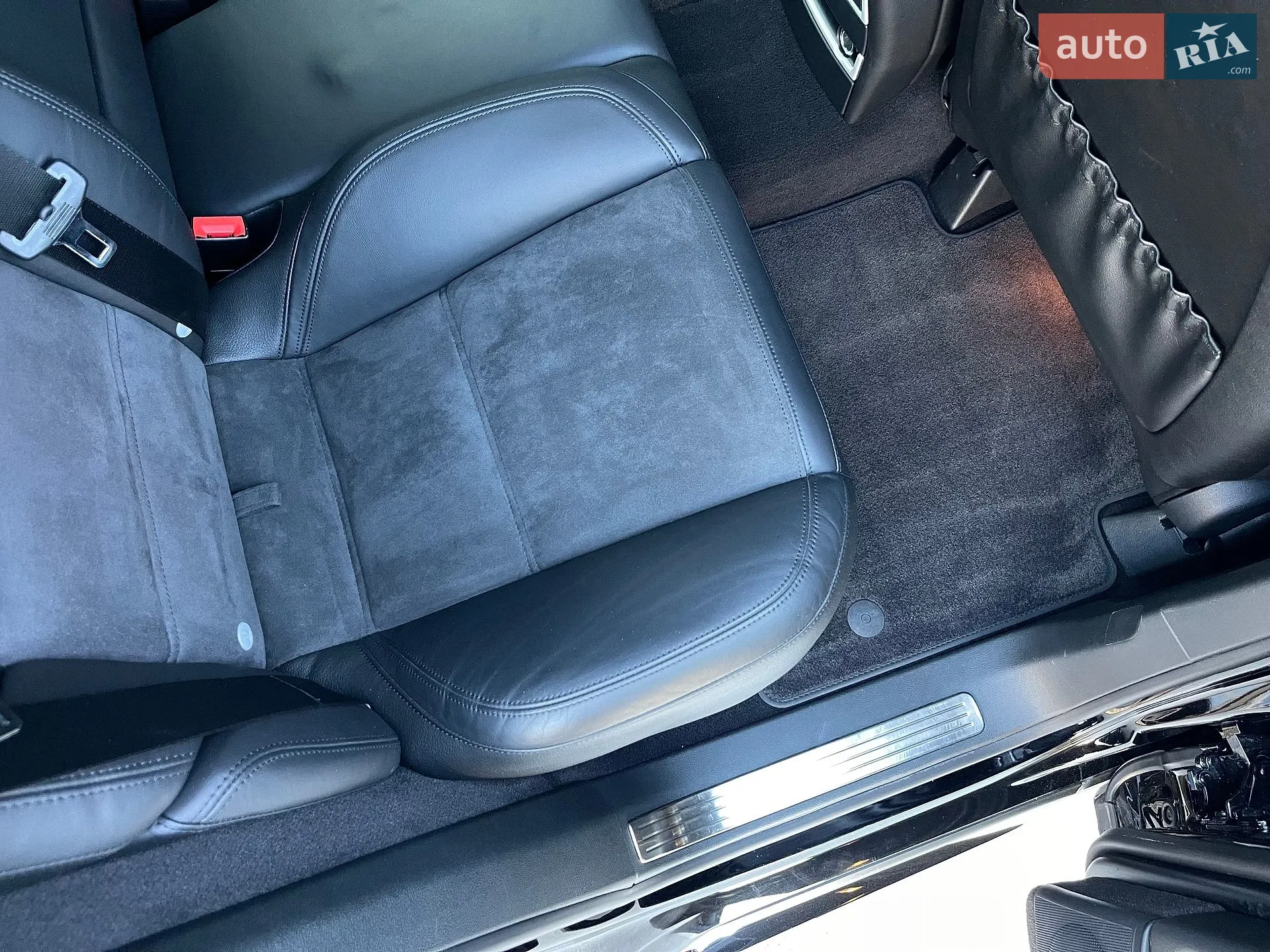 2010 Porsche Cayenne - мініатюра 41