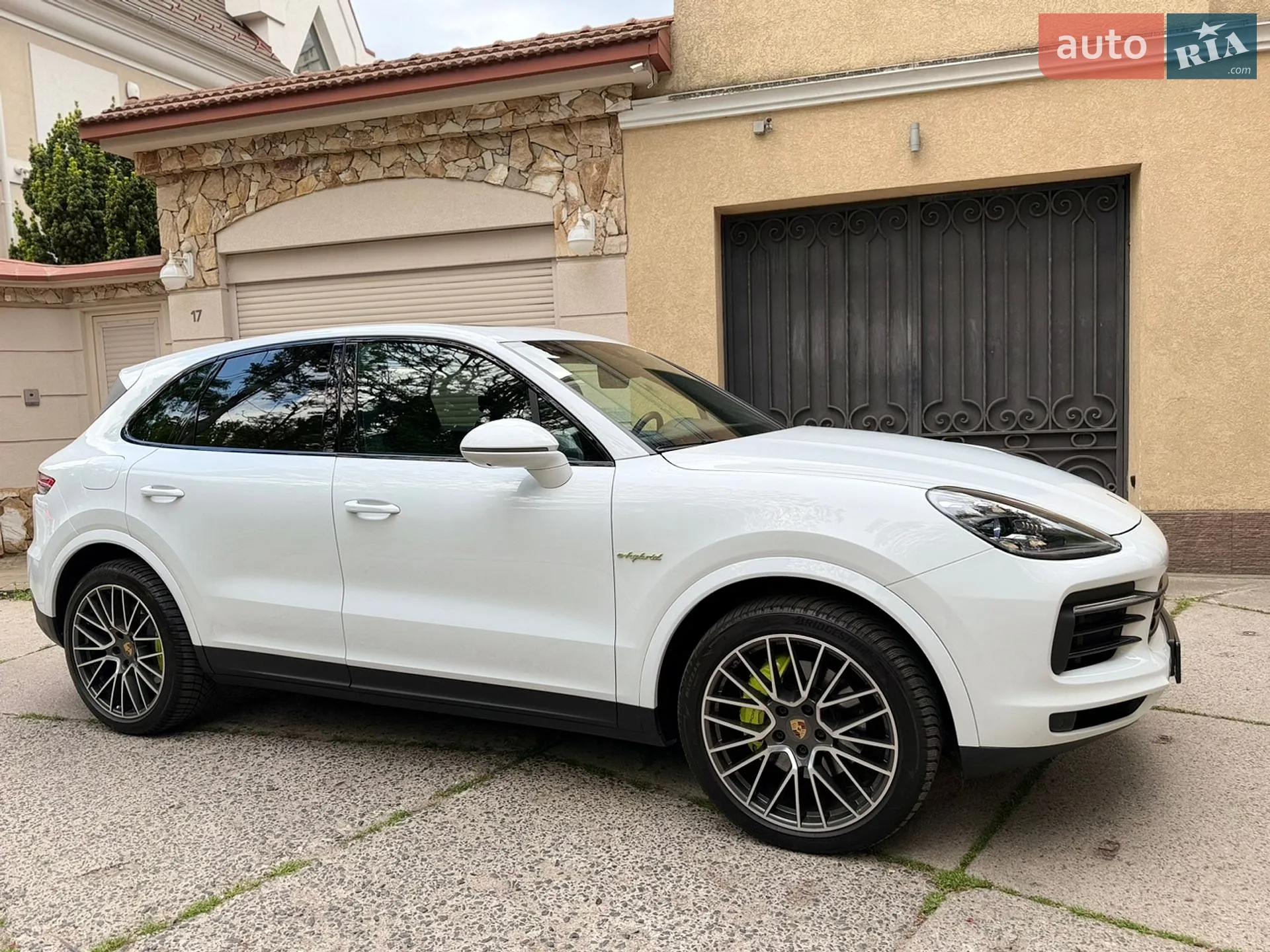 2020 Porsche Cayenne - мініатюра 6