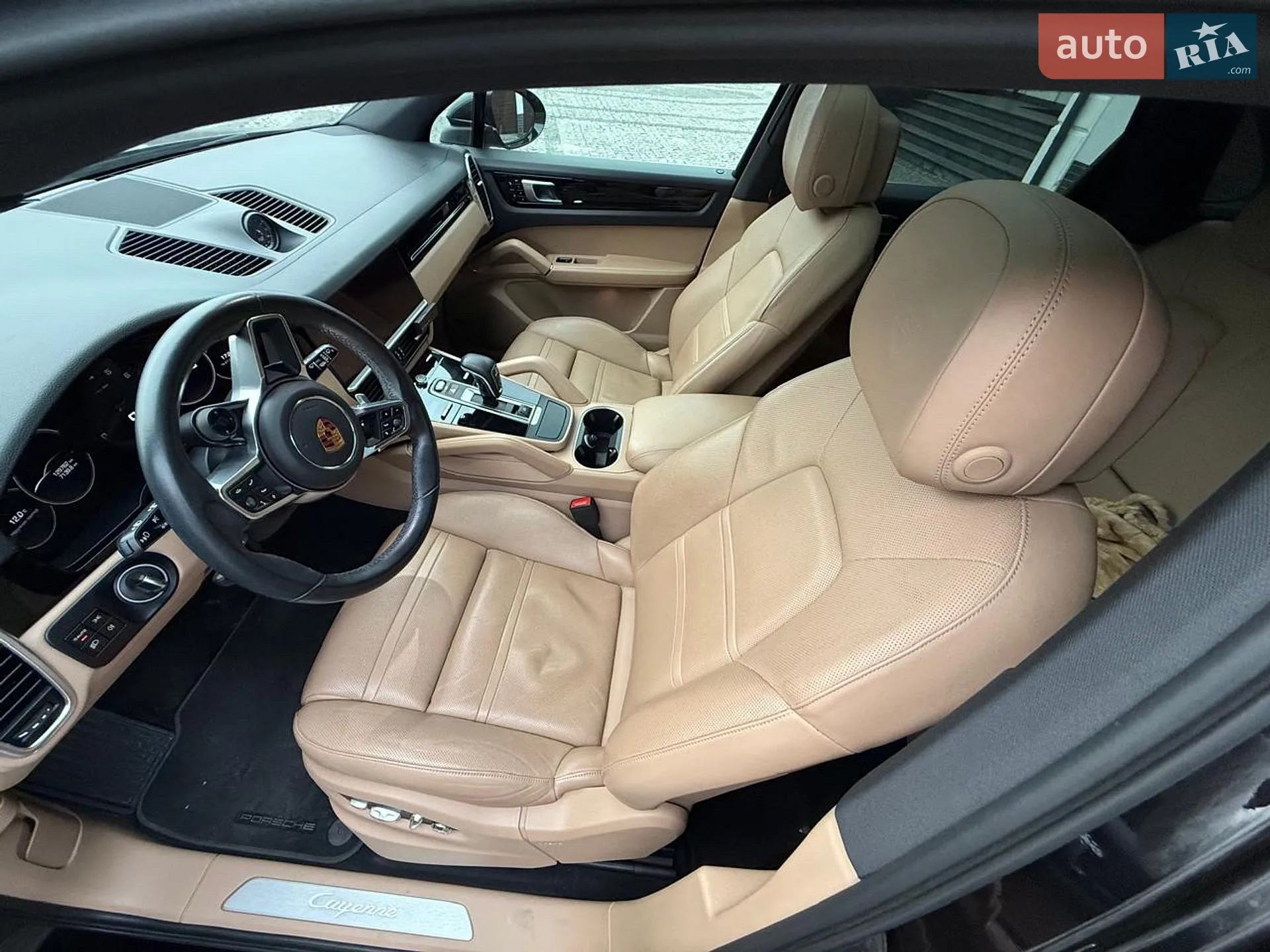 2018 Porsche Cayenne - мініатюра 2