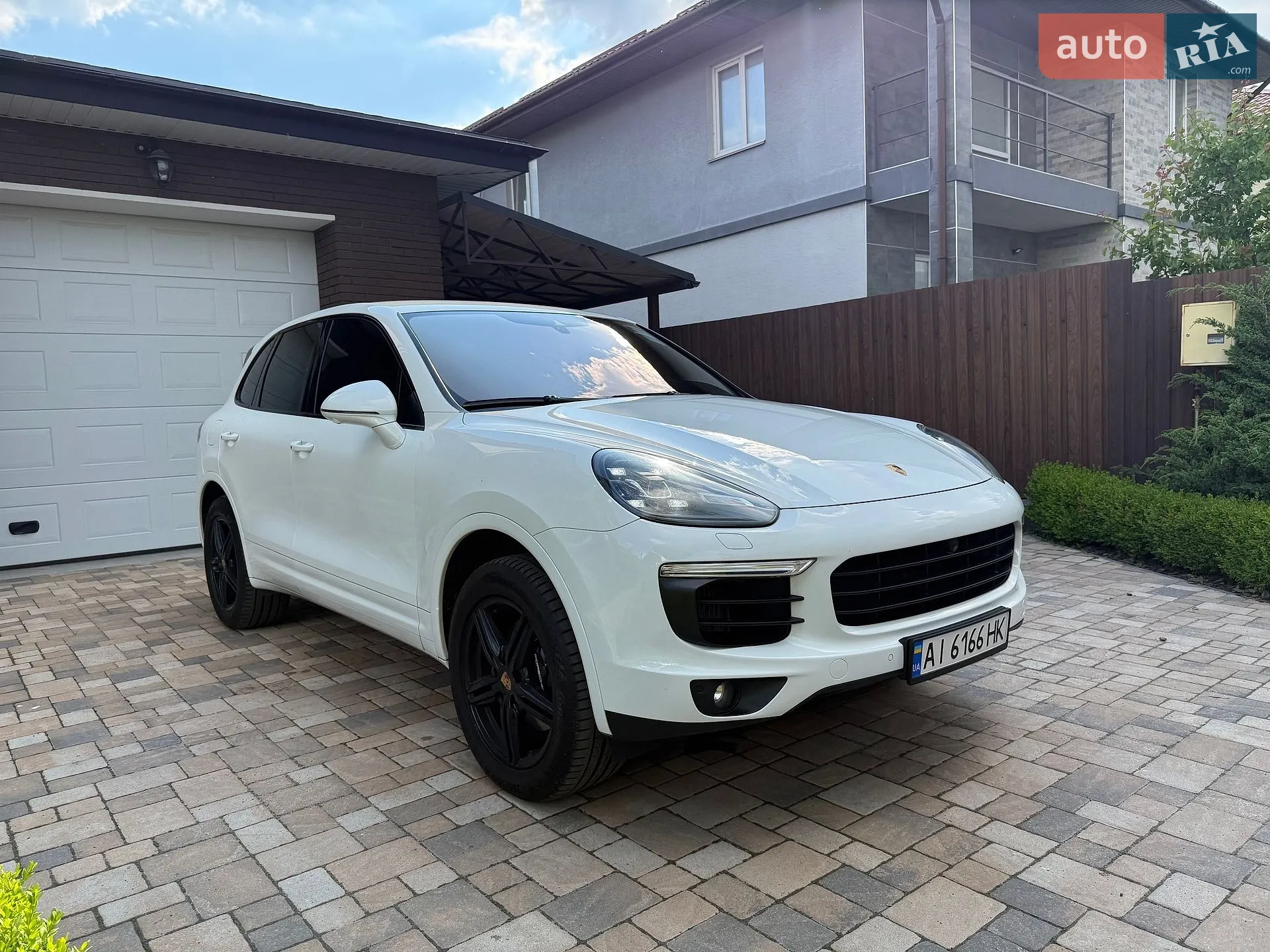 2016 Porsche Cayenne - мініатюра 83