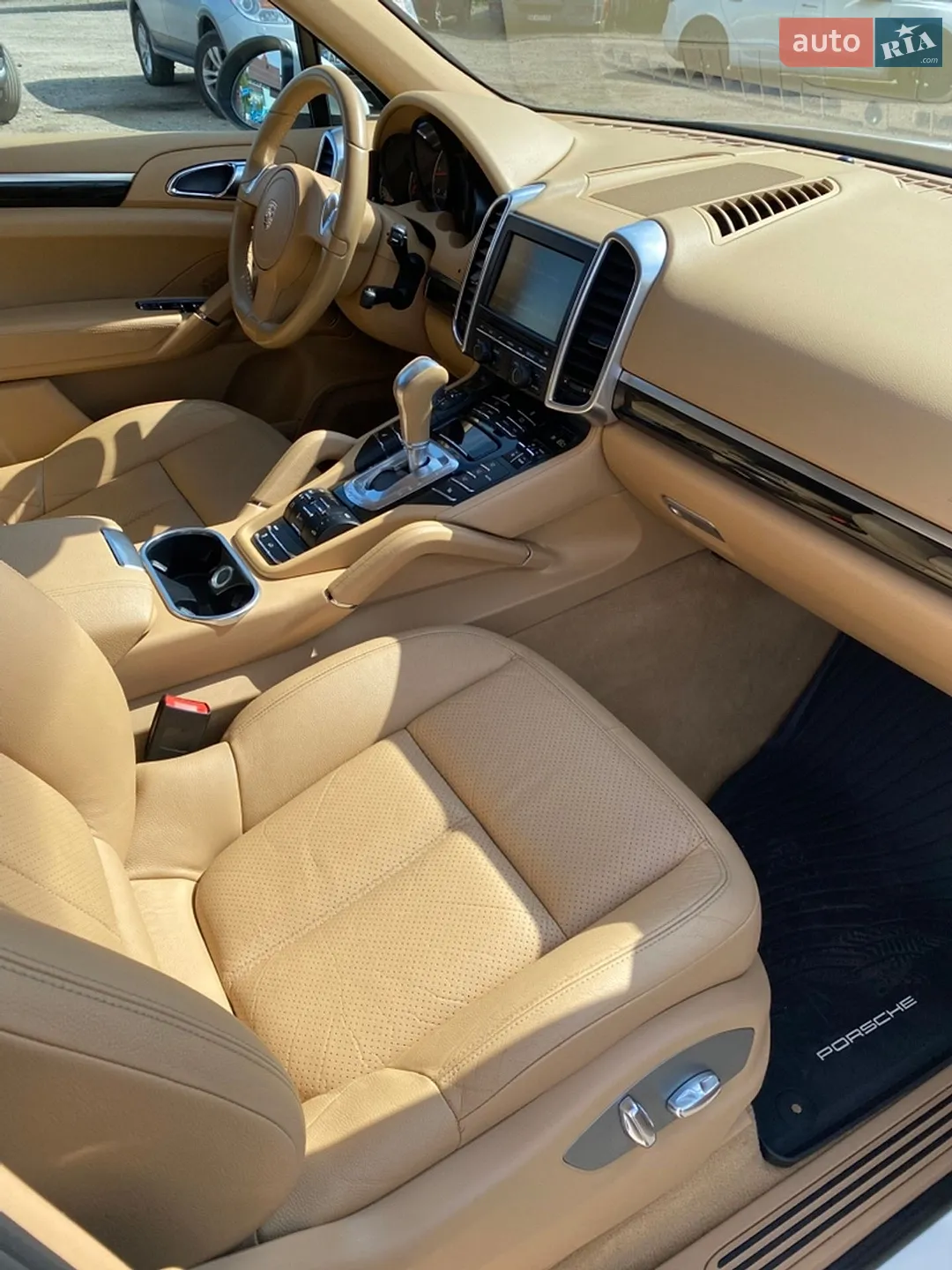2012 Porsche Cayenne - мініатюра 16