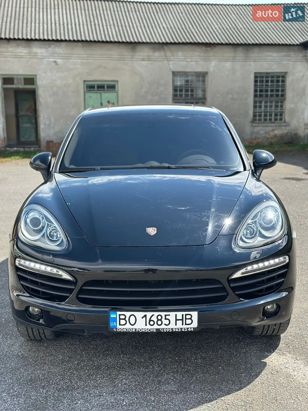2012 Porsche Cayenne - мініатюра 3