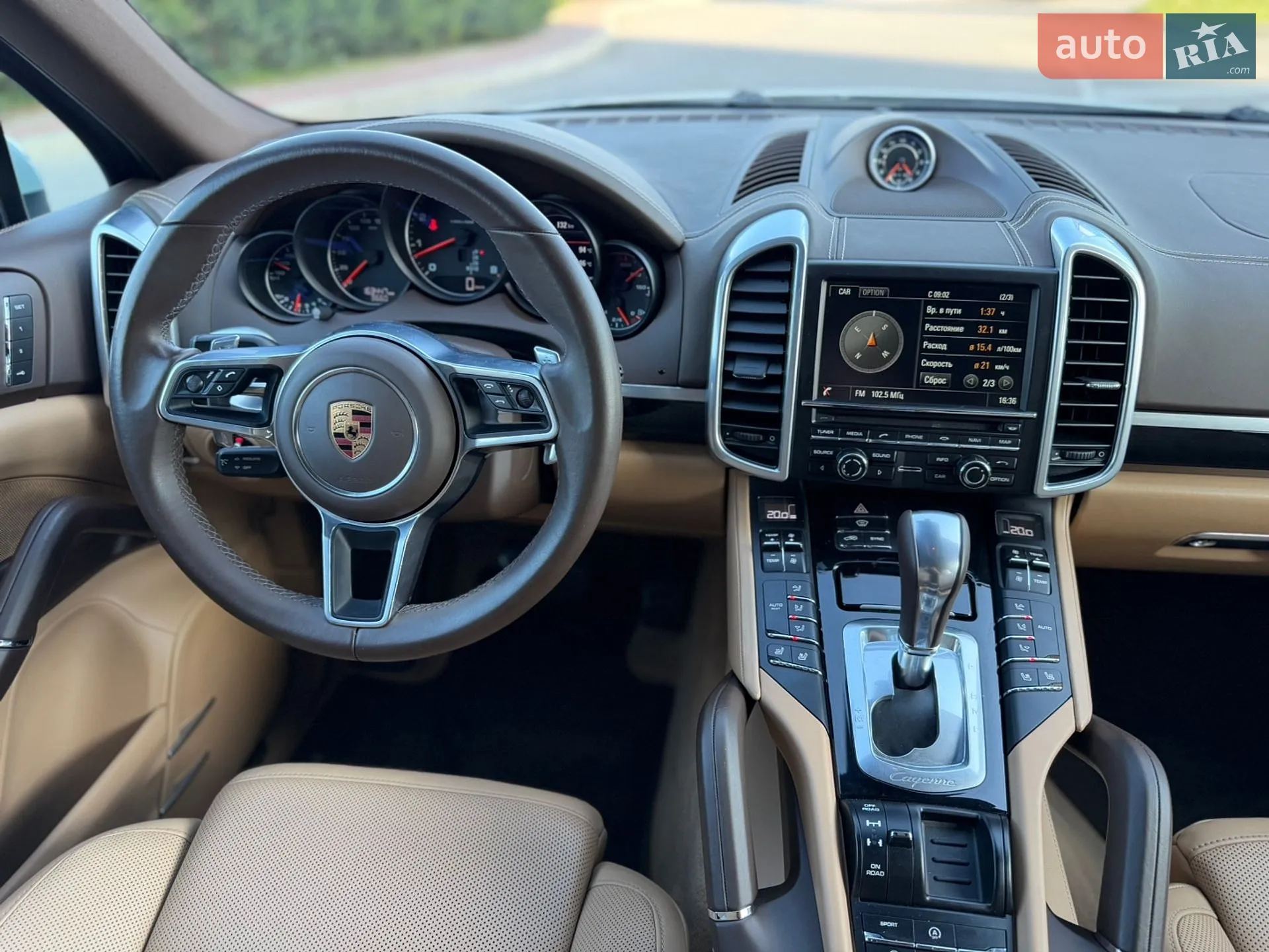 2016 Porsche Cayenne - мініатюра 21