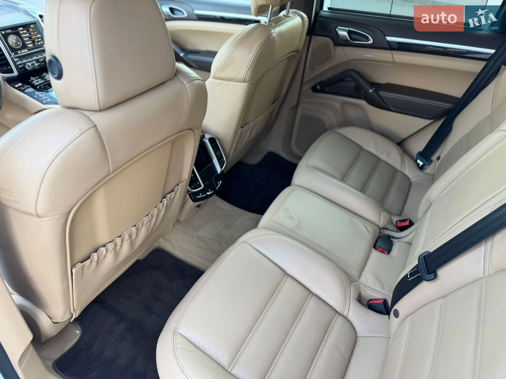 2016 Porsche Cayenne - мініатюра 38