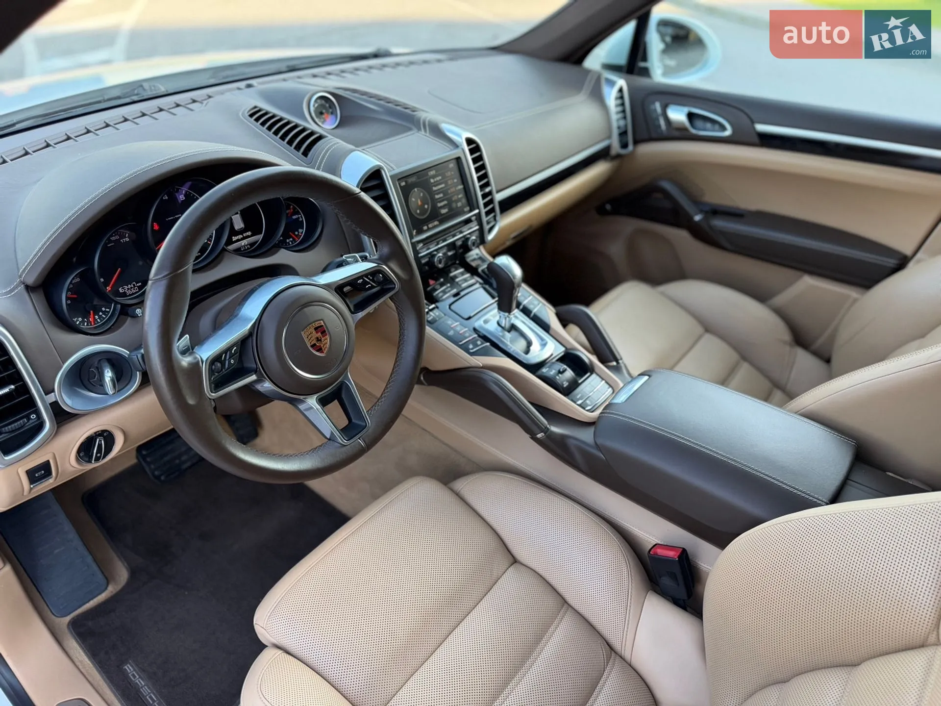 2016 Porsche Cayenne - мініатюра 44