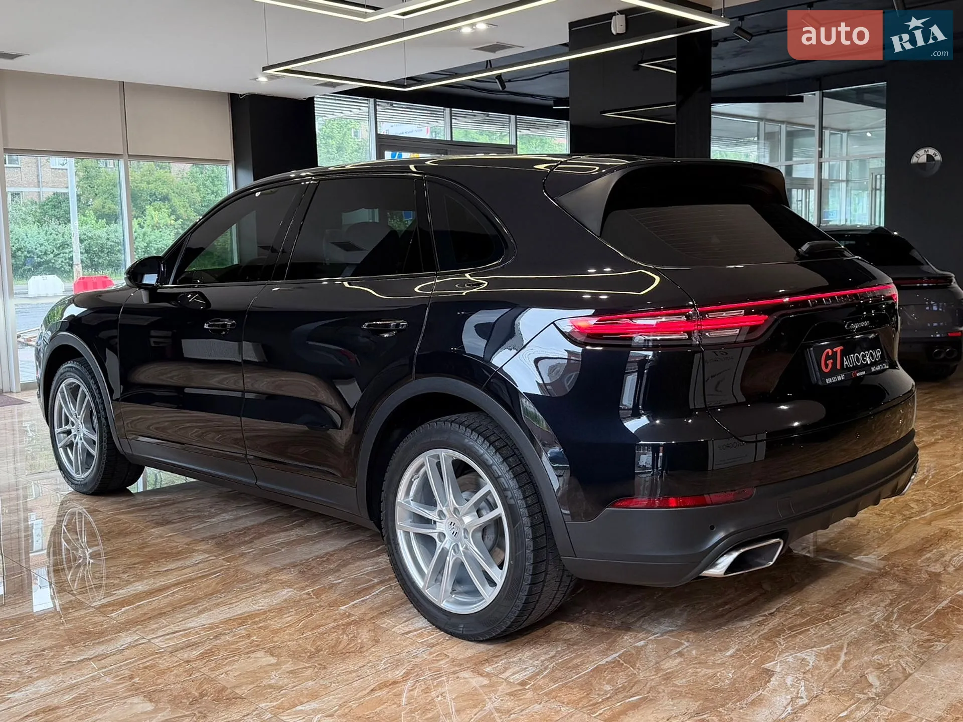 2019 Porsche Cayenne - мініатюра 12