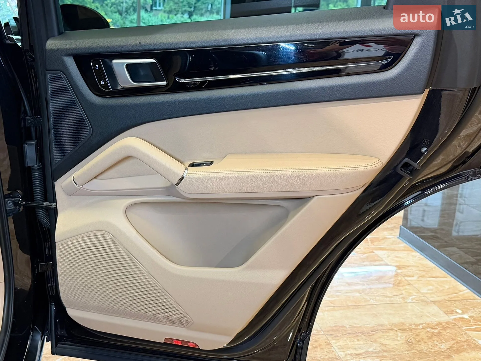 2019 Porsche Cayenne - мініатюра 50