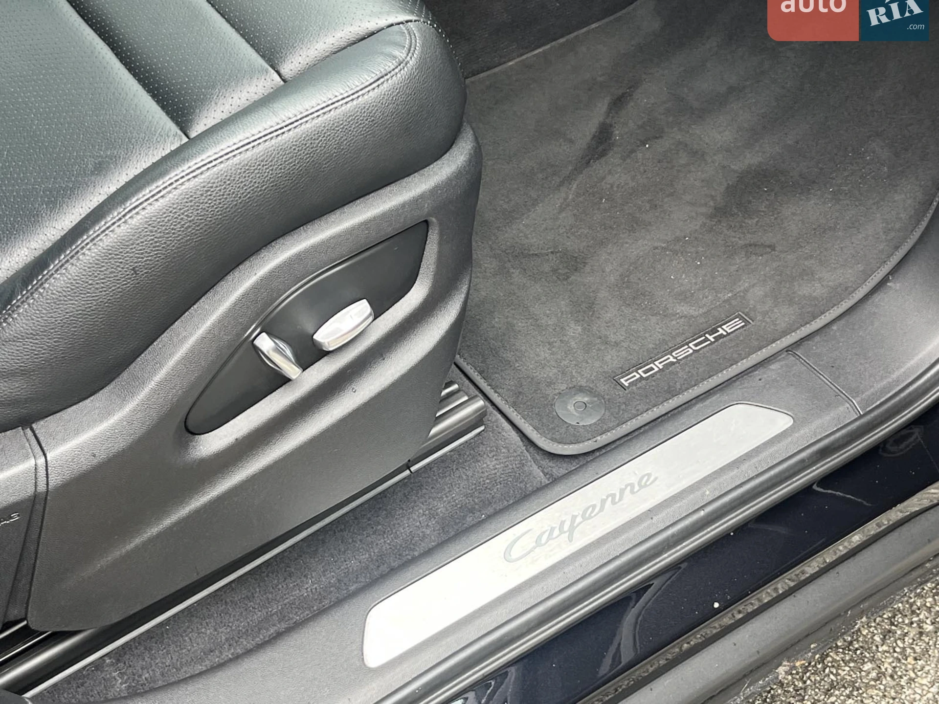 2020 Porsche Cayenne - мініатюра 46