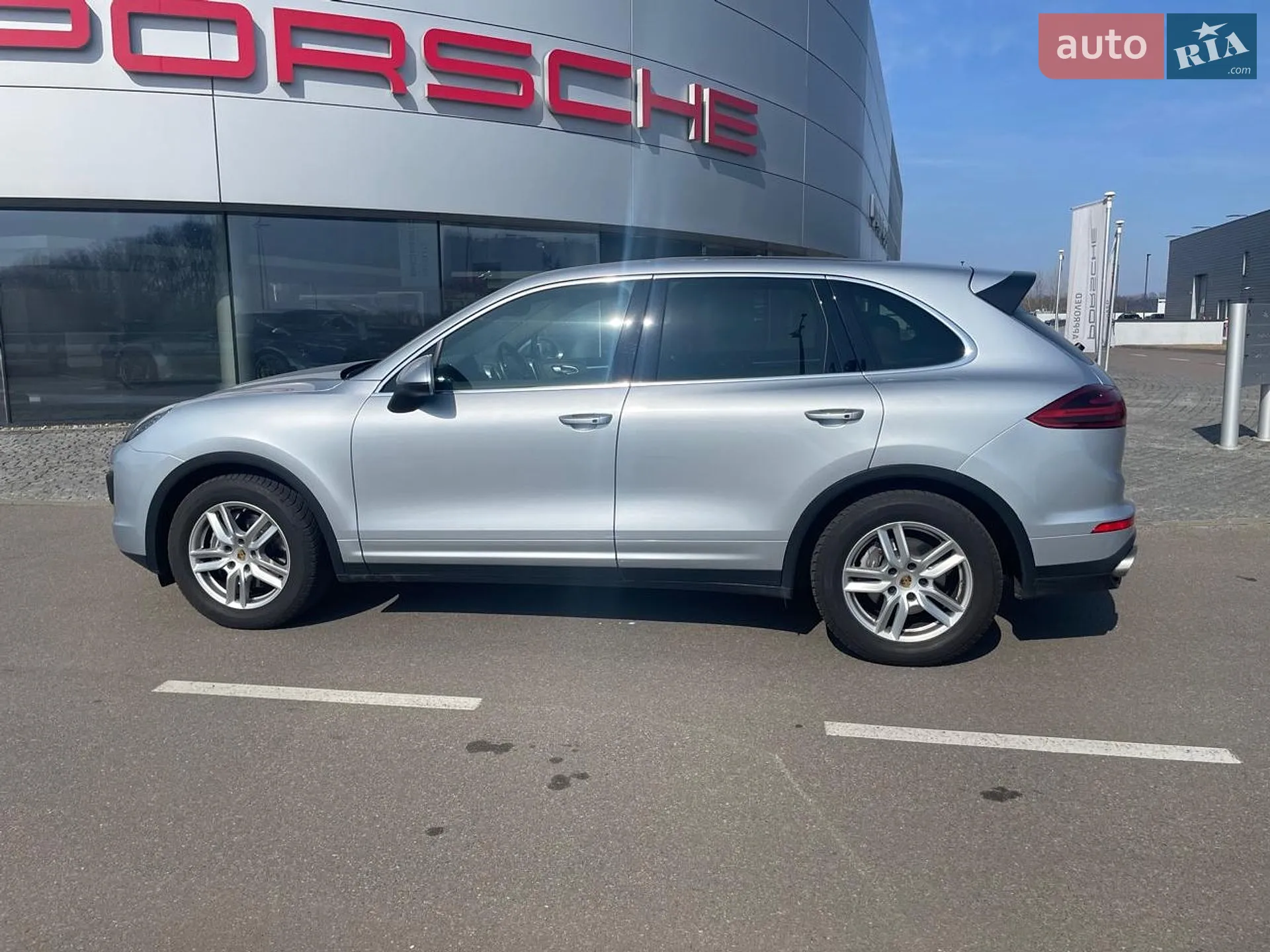 2015 Porsche Cayenne - мініатюра 6