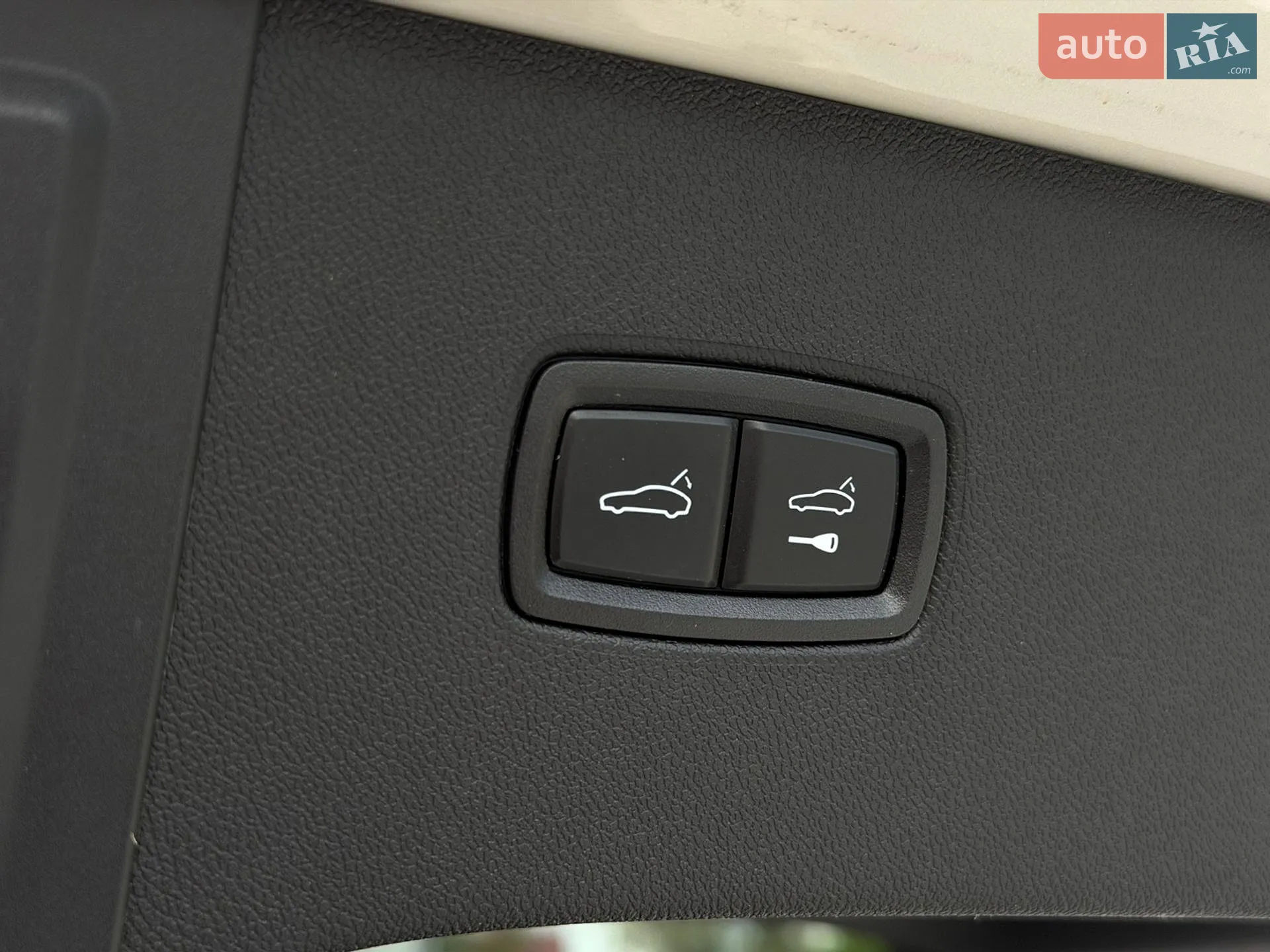 2023 Porsche Cayenne - мініатюра 39