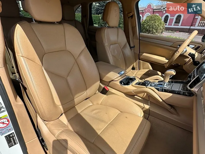 Porsche Cayenne 2012 VIN WP1ZZZ92ZDLA26724 фото оголошення 21 з 77