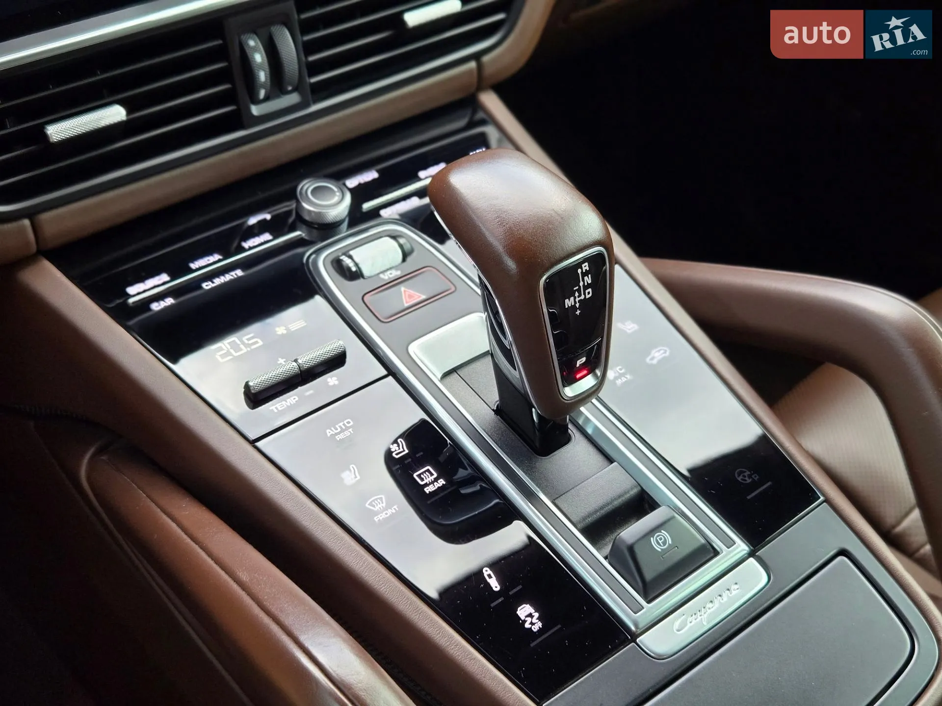 2019 Porsche Cayenne - мініатюра 42
