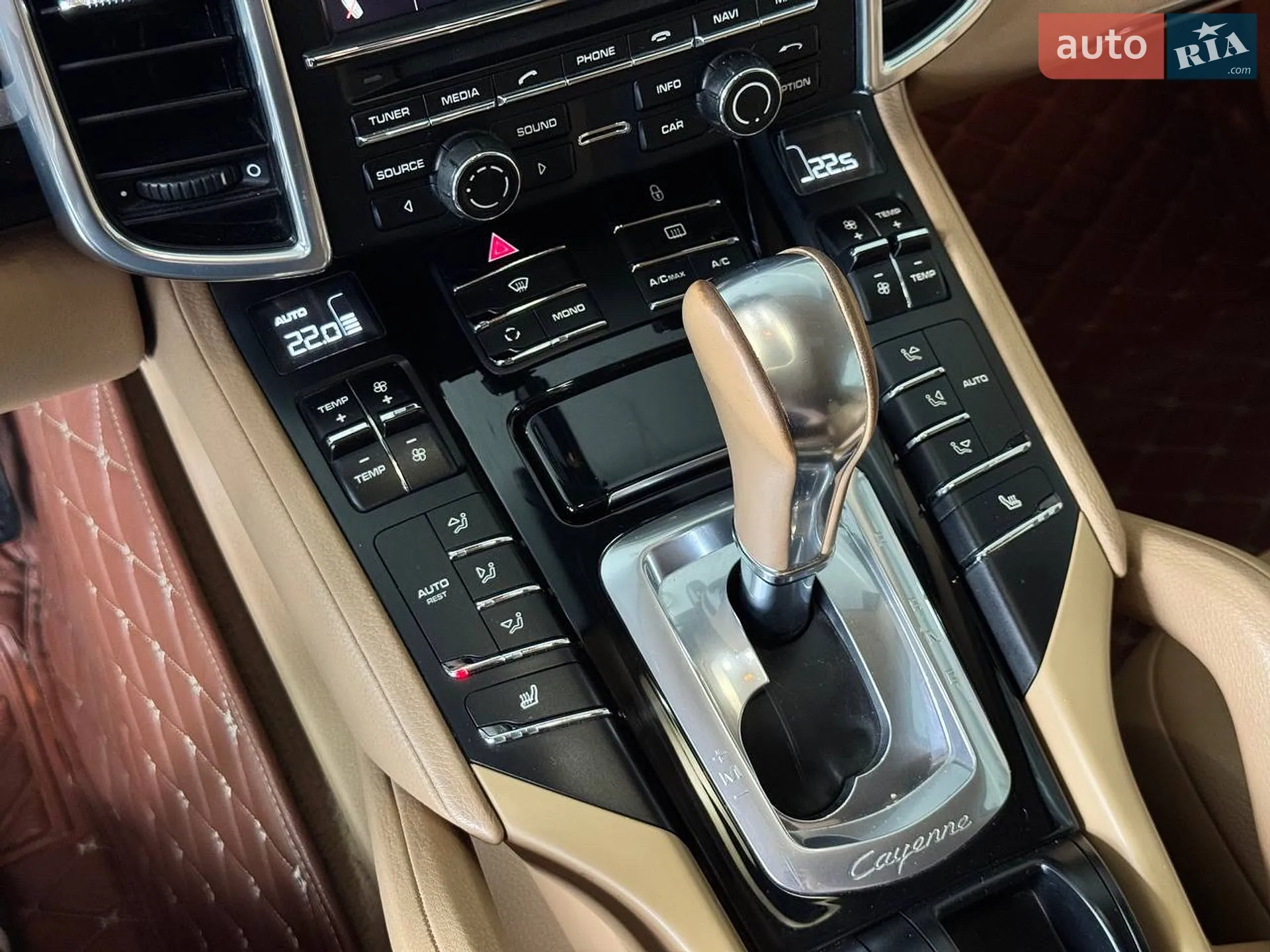 2012 Porsche Cayenne - мініатюра 9