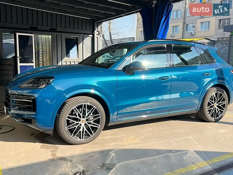 Porsche Cayenne 2023