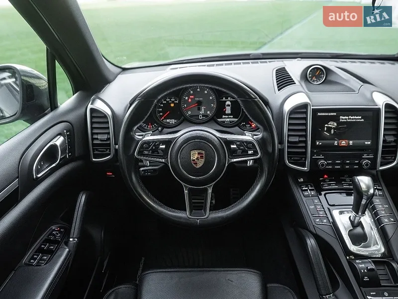 Porsche Cayenne 2016 VIN WP1AB2A25HLA50153 фото оголошення 45 з 97