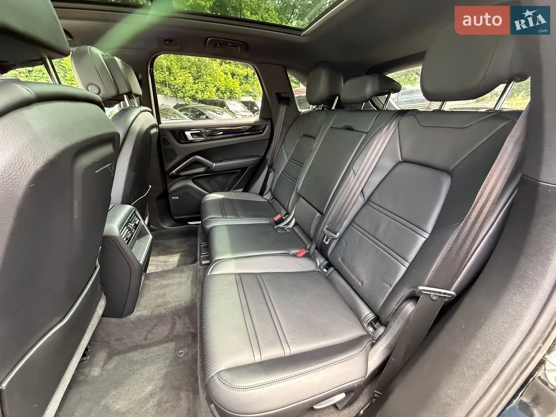 2021 Porsche Cayenne - мініатюра 14