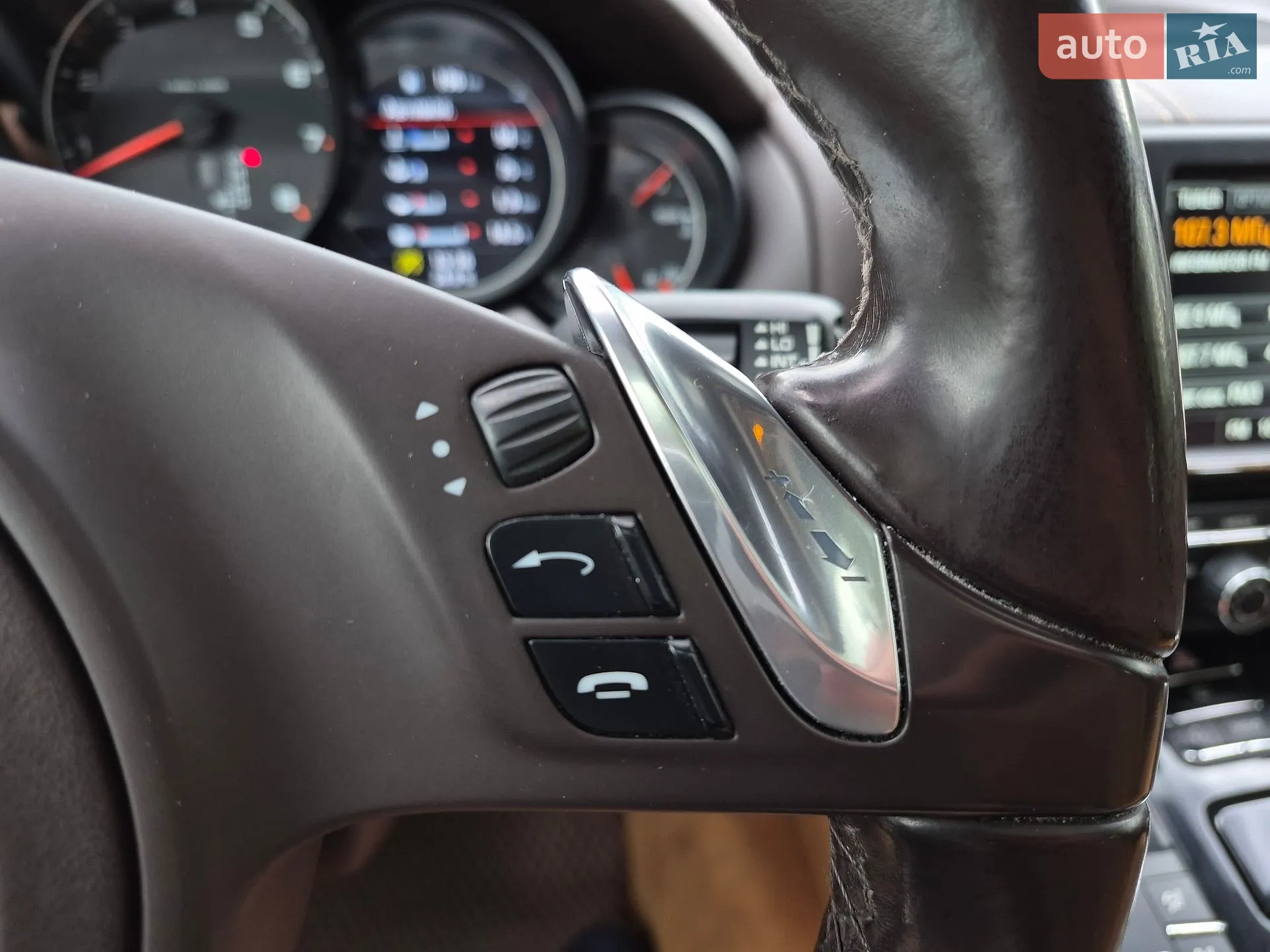 2012 Porsche Cayenne - мініатюра 29