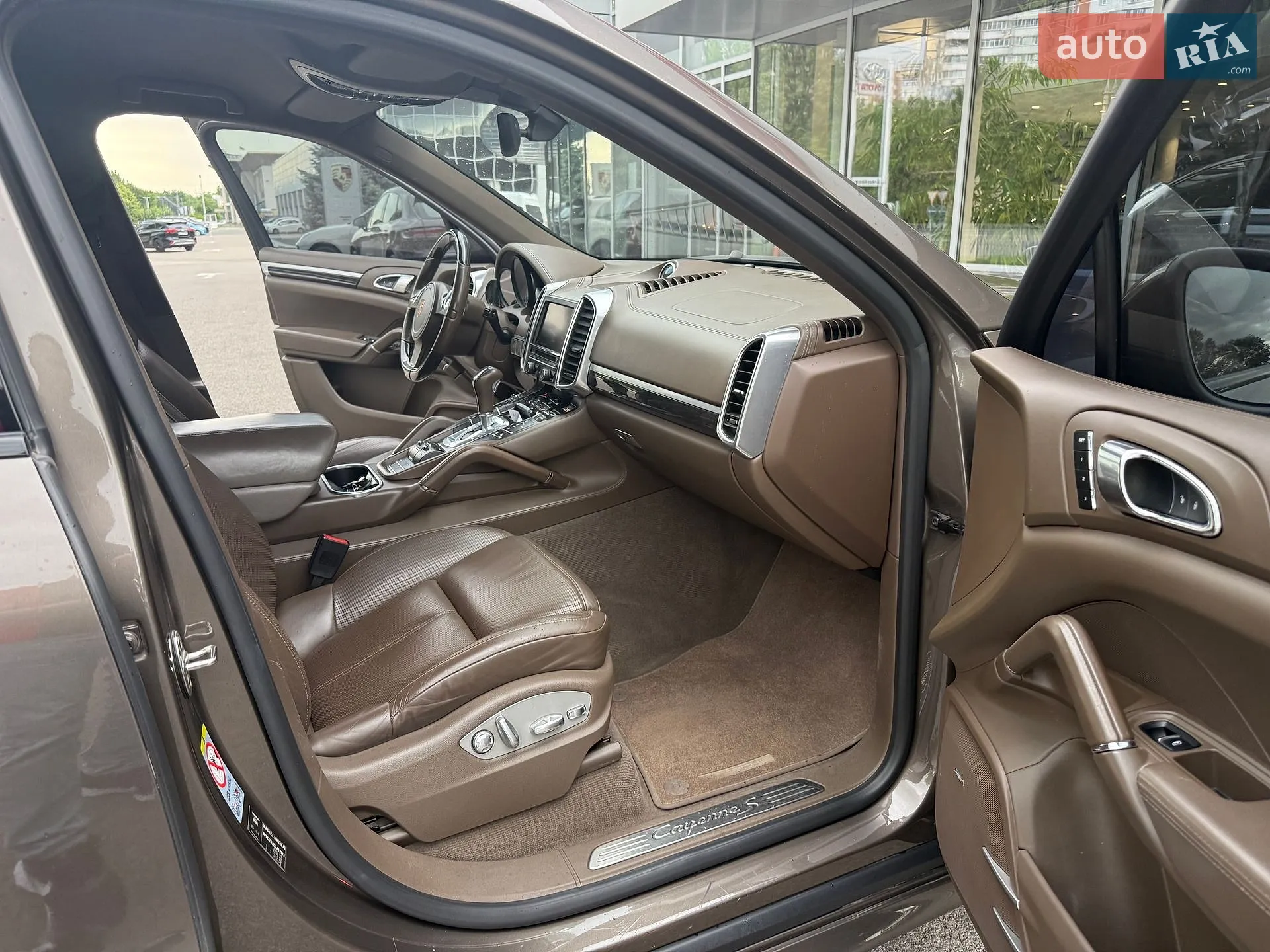 2013 Porsche Cayenne - мініатюра 17