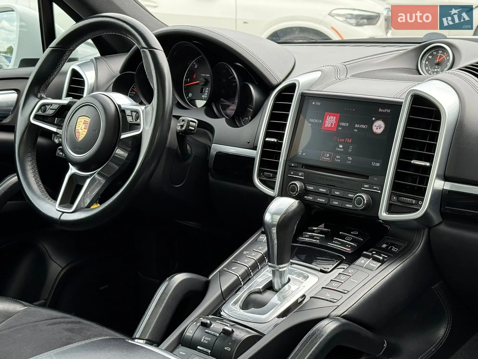 2017 Porsche Cayenne - мініатюра 33