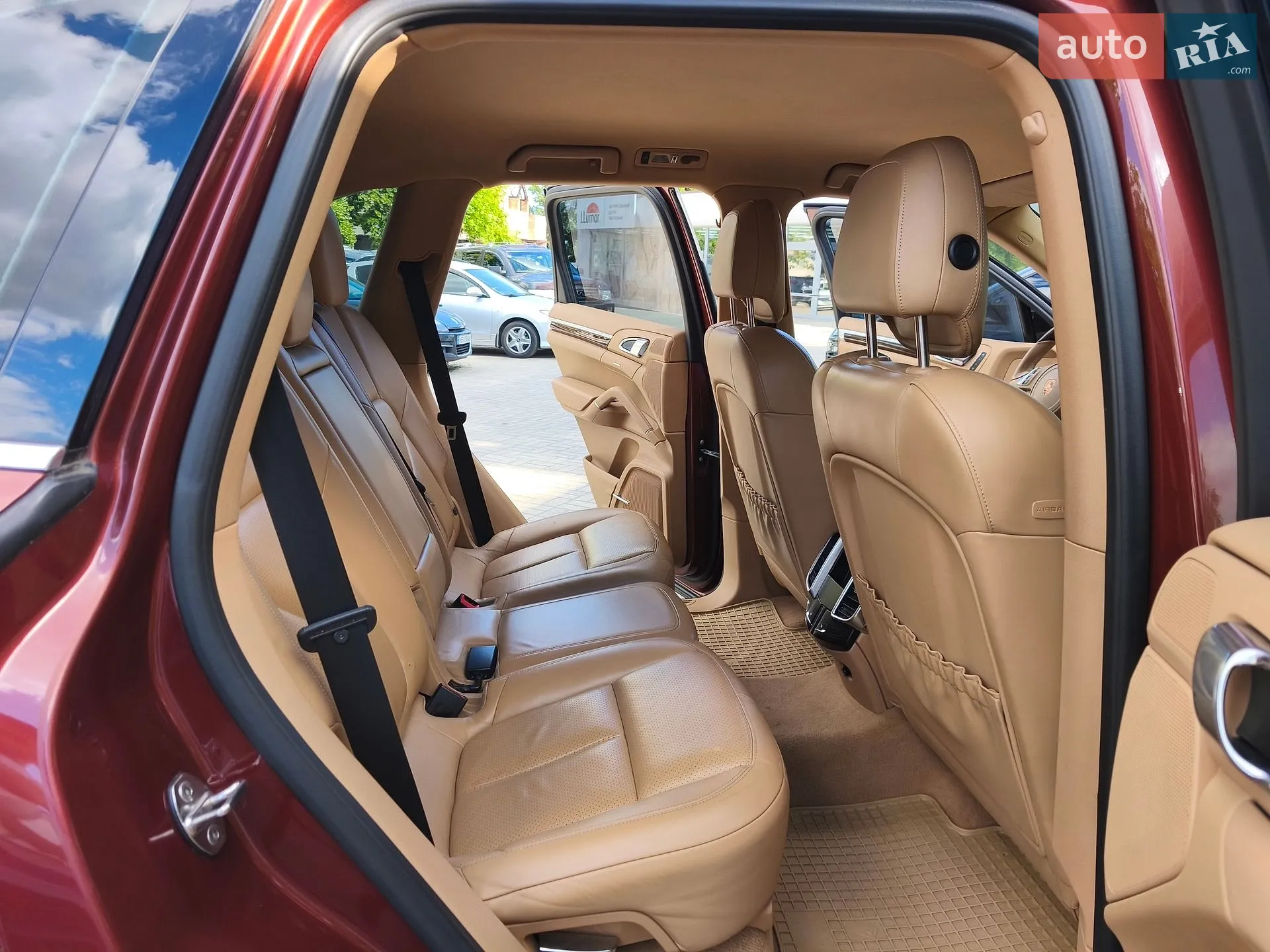 2013 Porsche Cayenne - мініатюра 14