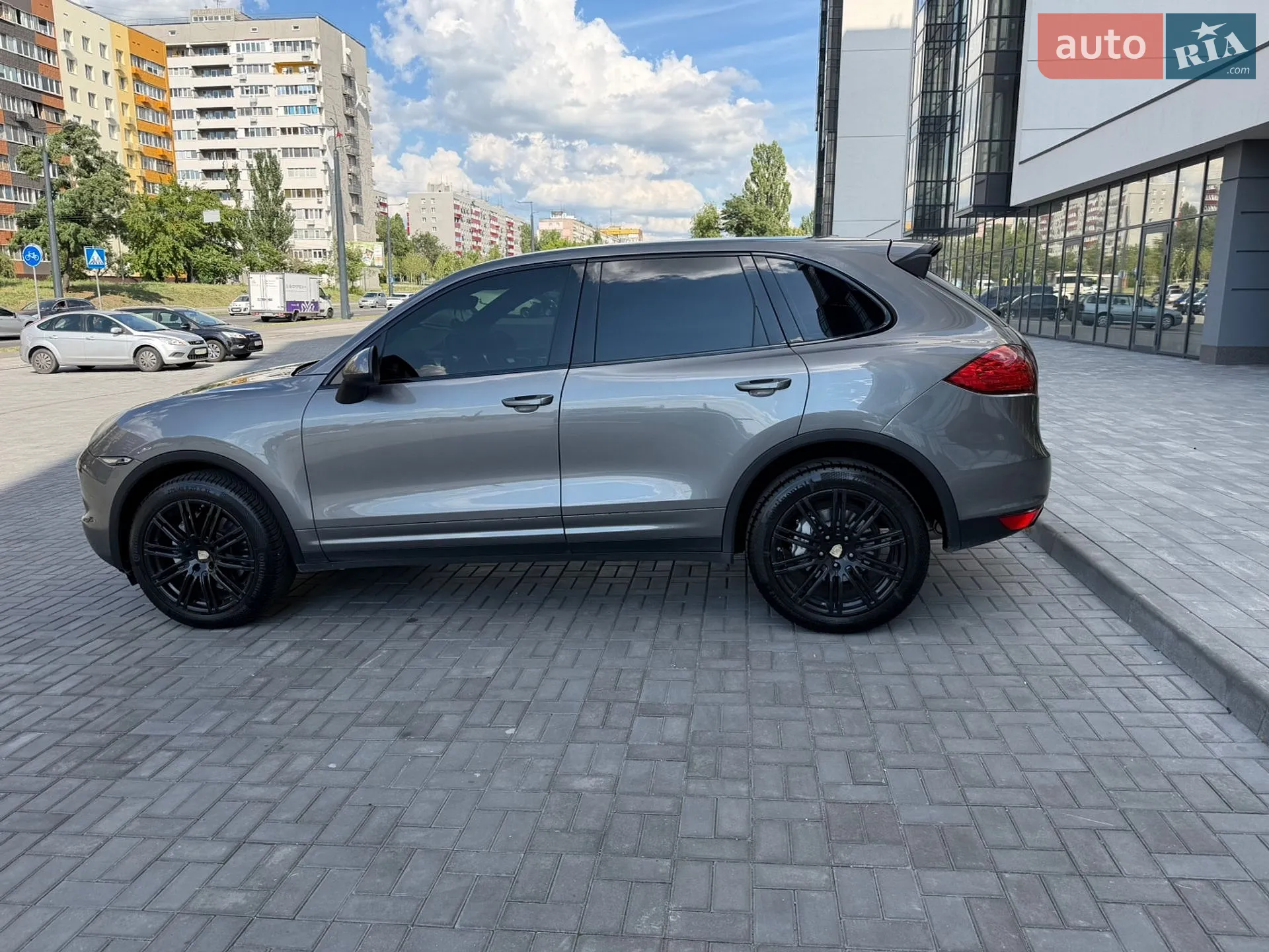 2010 Porsche Cayenne - мініатюра 3