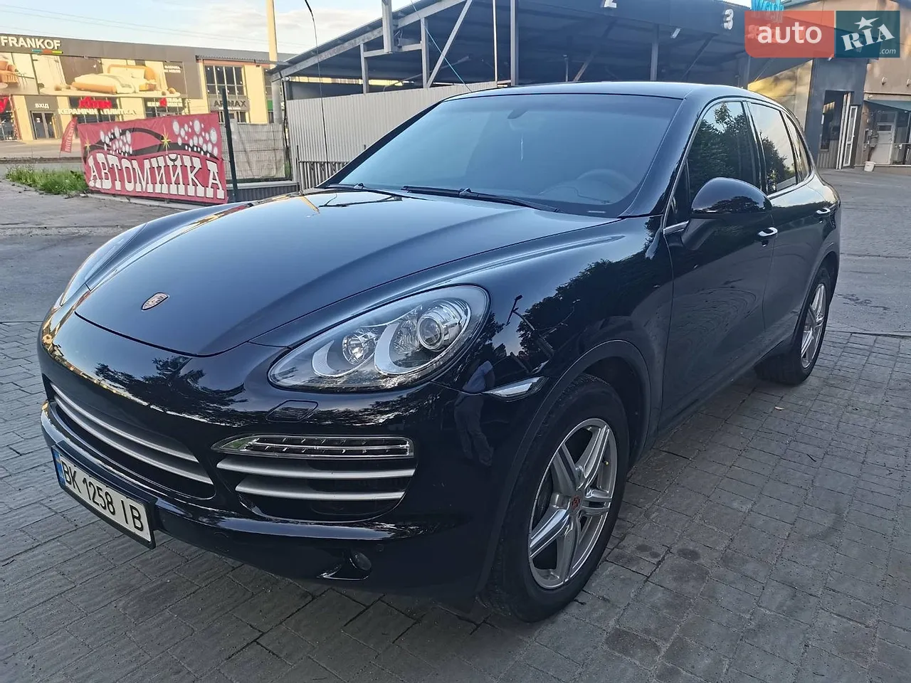 2015 Porsche Cayenne - мініатюра 34