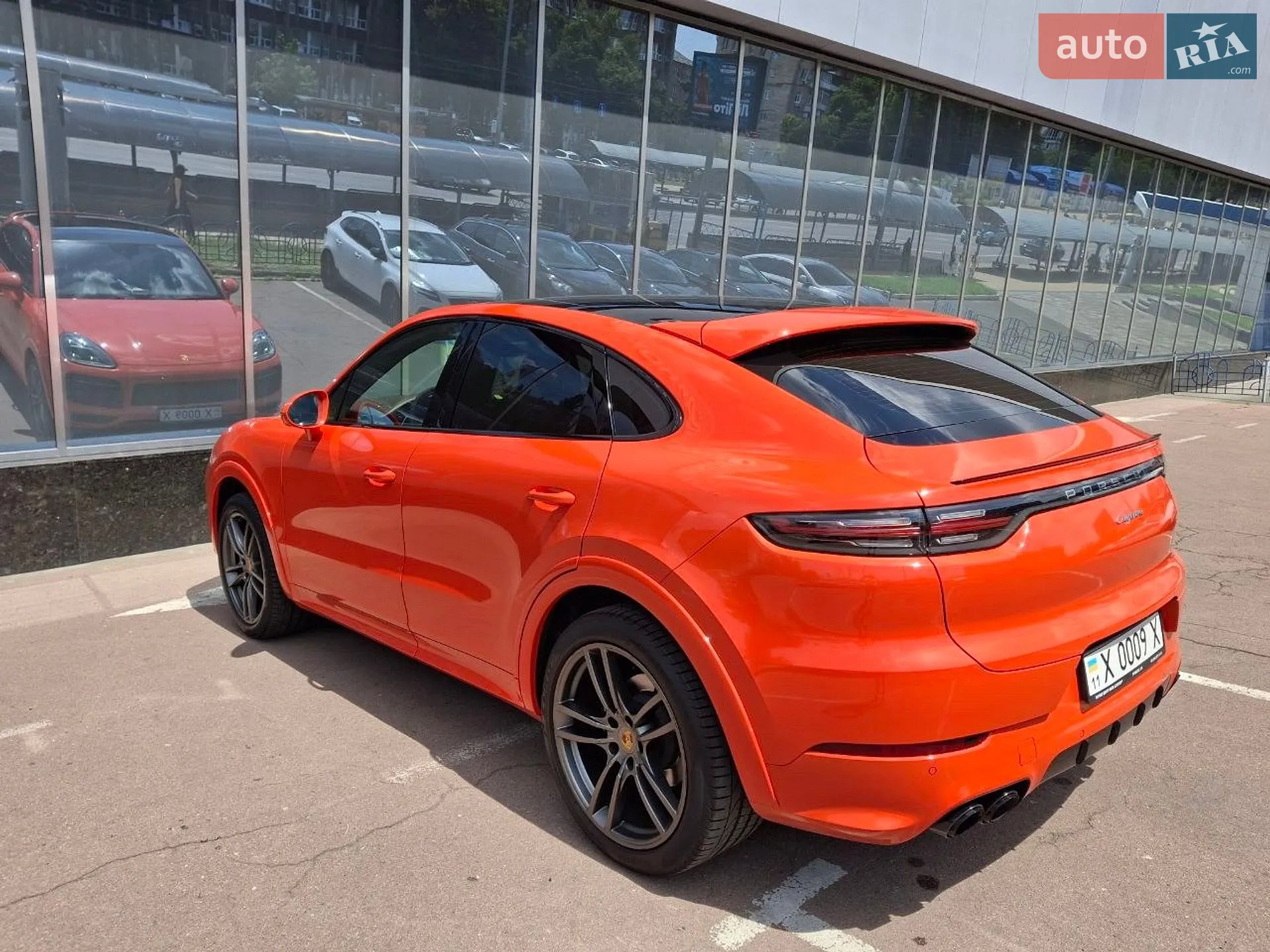 2020 Porsche Cayenne - мініатюра 4