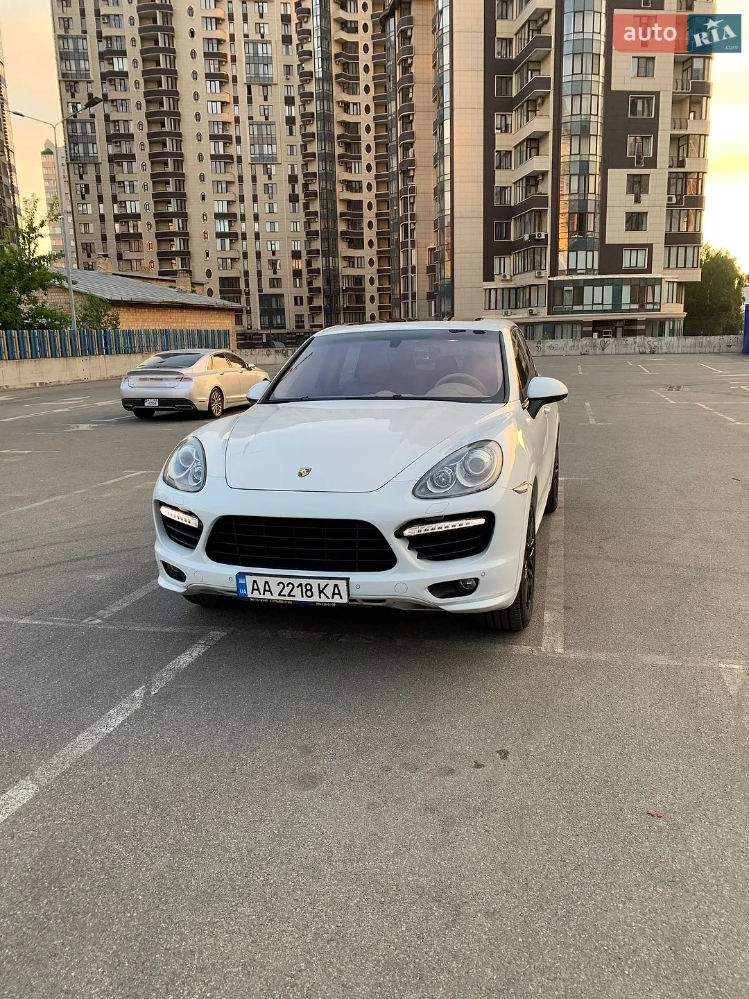 Porsche Cayenne 2012 VIN WP1ZZZ92ZDLA75186 фото оголошення 3 з 17