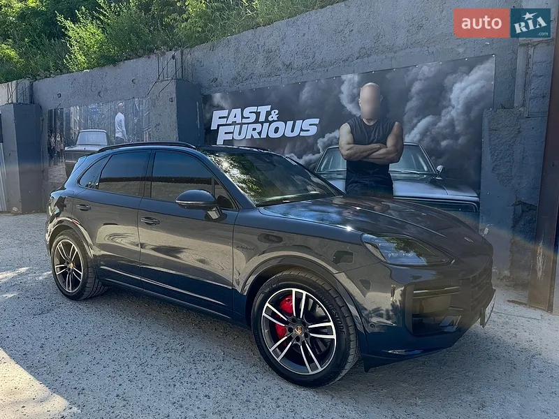 Porsche Cayenne 2023 VIN WP1ZZZ9YZRDA01873 фото оголошення 94 з 126