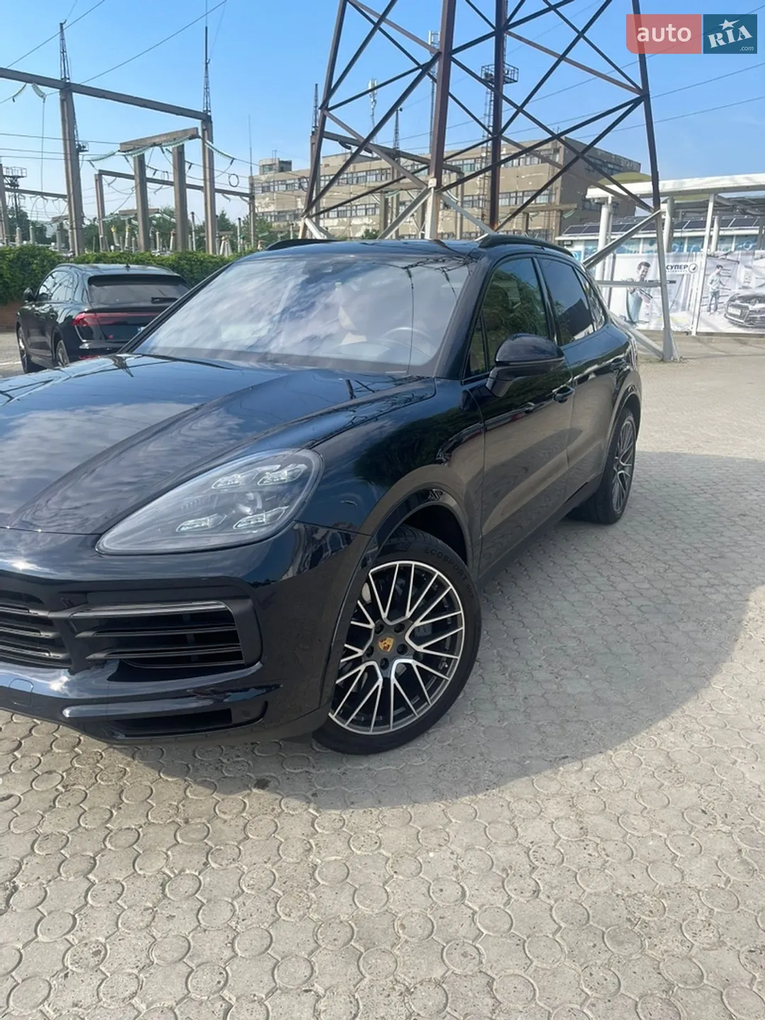 2019 Porsche Cayenne - мініатюра 2