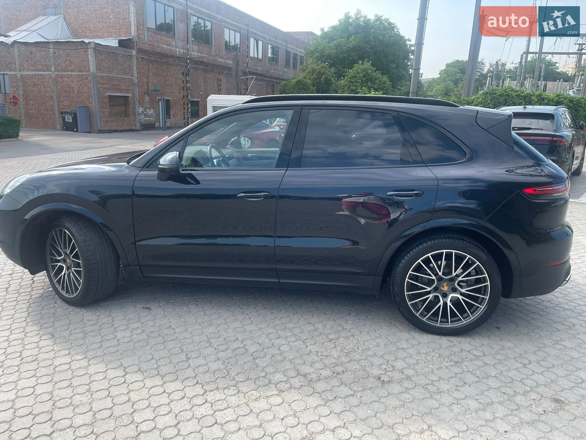 2019 Porsche Cayenne - мініатюра 5
