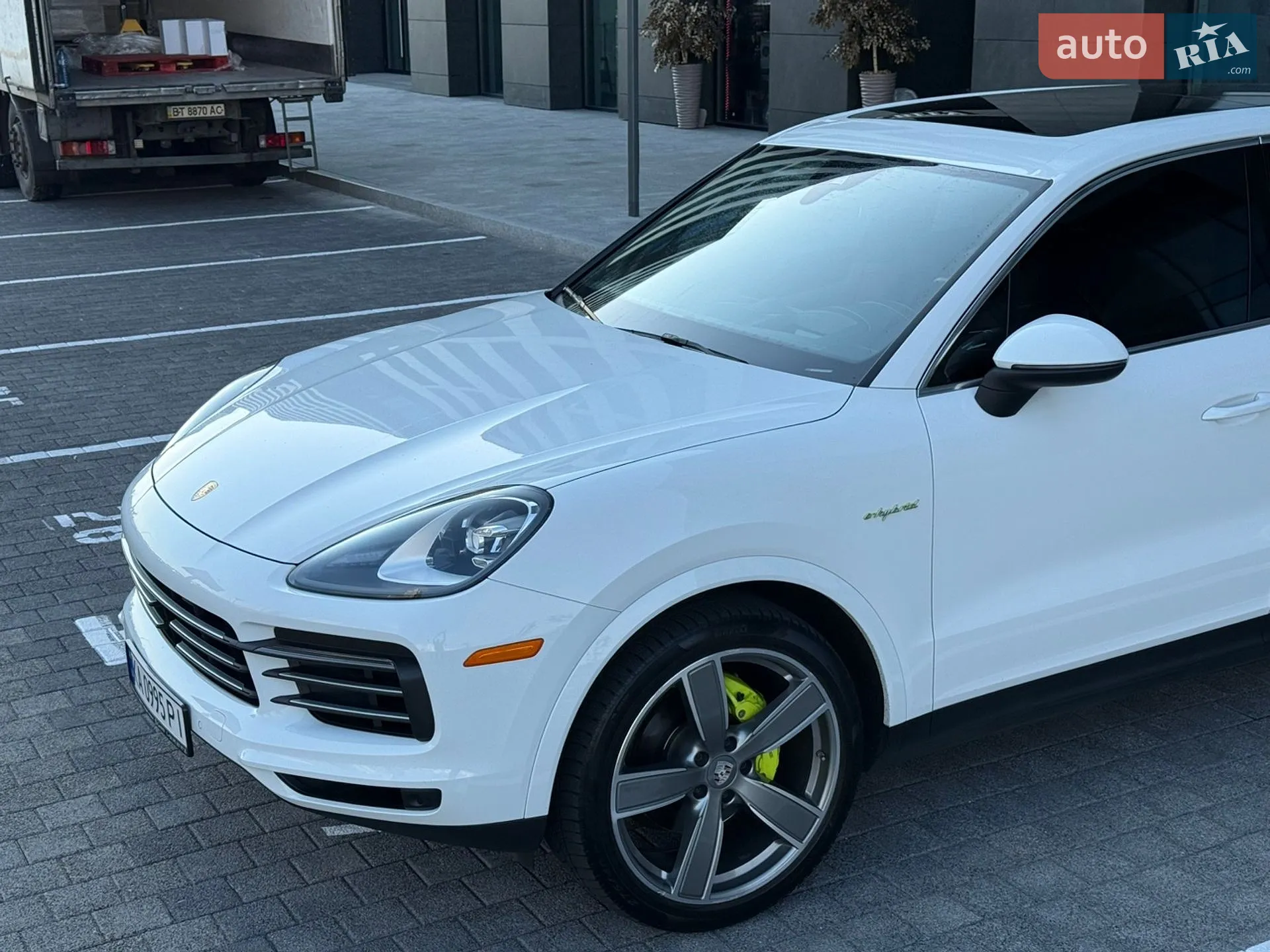 2019 Porsche Cayenne - мініатюра 6