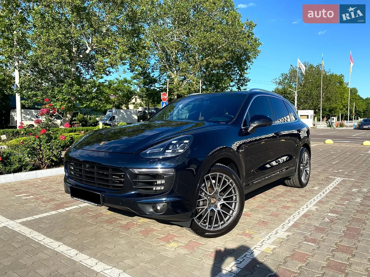 2015 Porsche Cayenne - мініатюра 31
