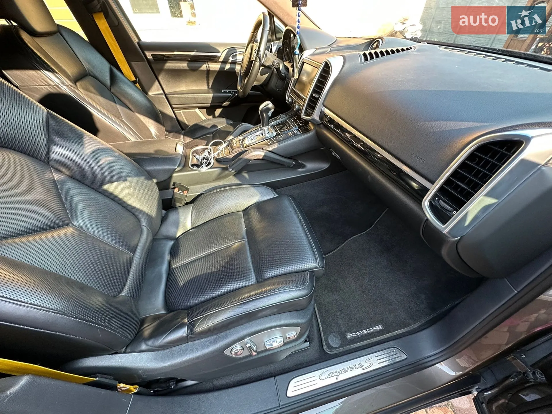 2012 Porsche Cayenne - мініатюра 9