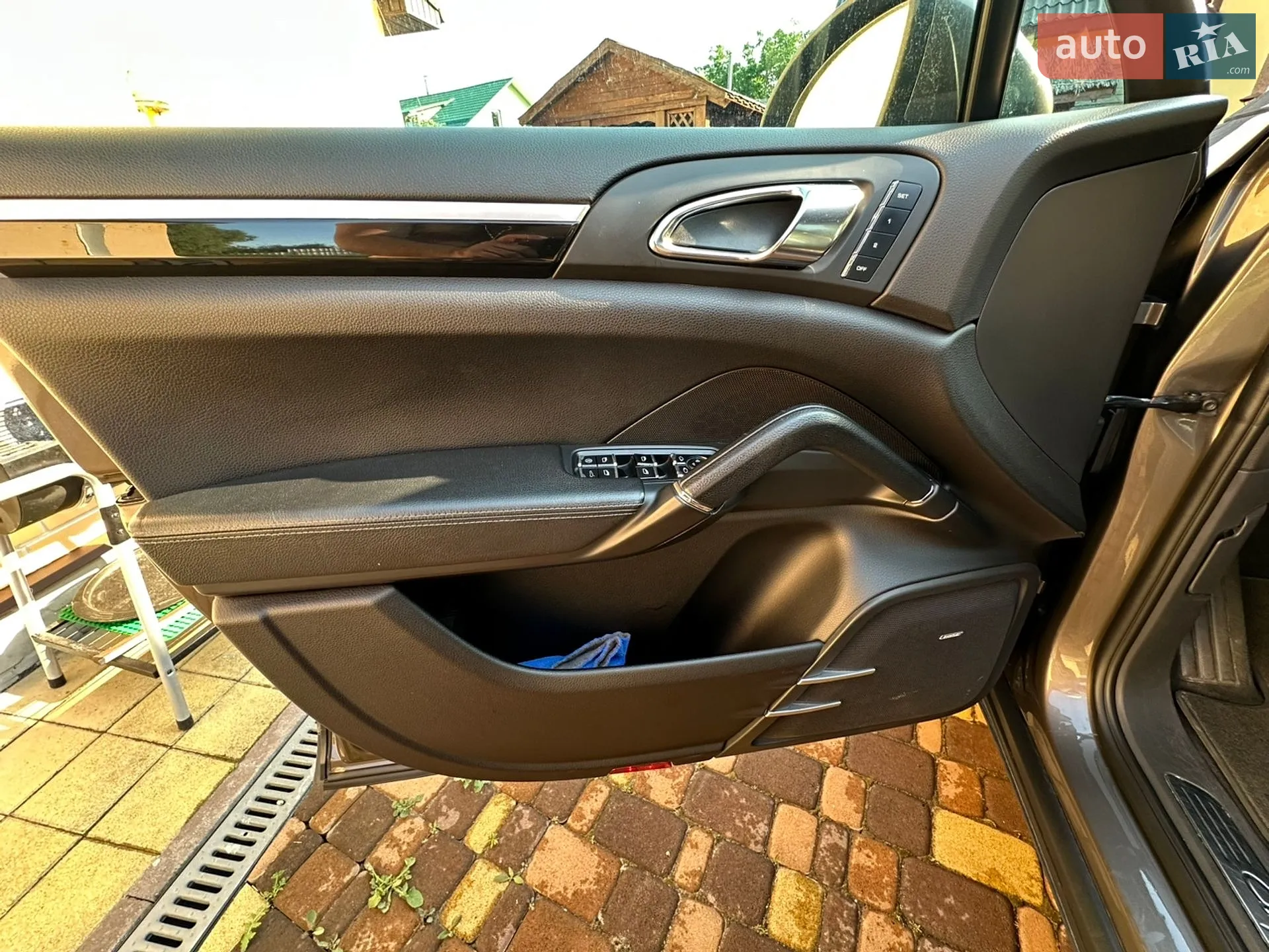 2012 Porsche Cayenne - мініатюра 12