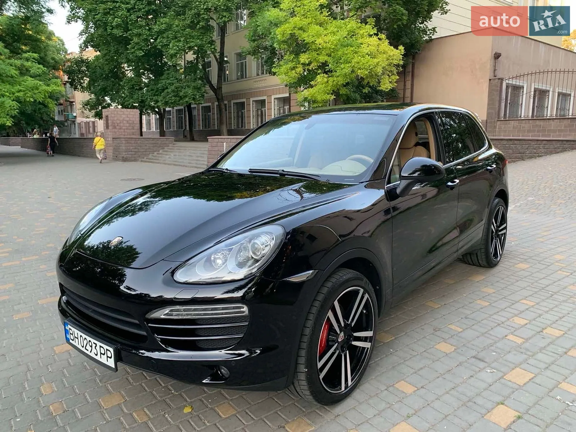 2011 Porsche Cayenne - мініатюра 14
