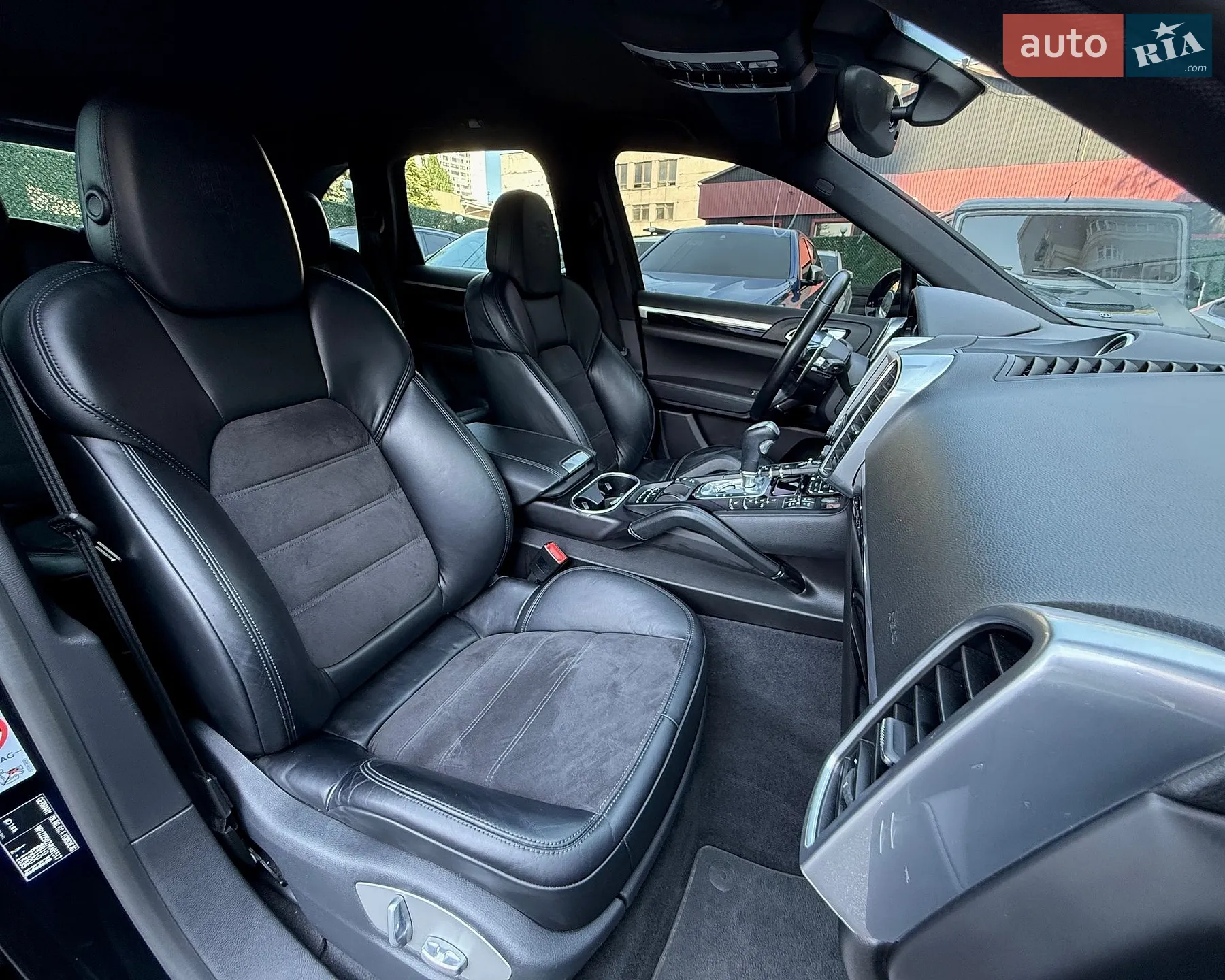 2017 Porsche Cayenne - мініатюра 18