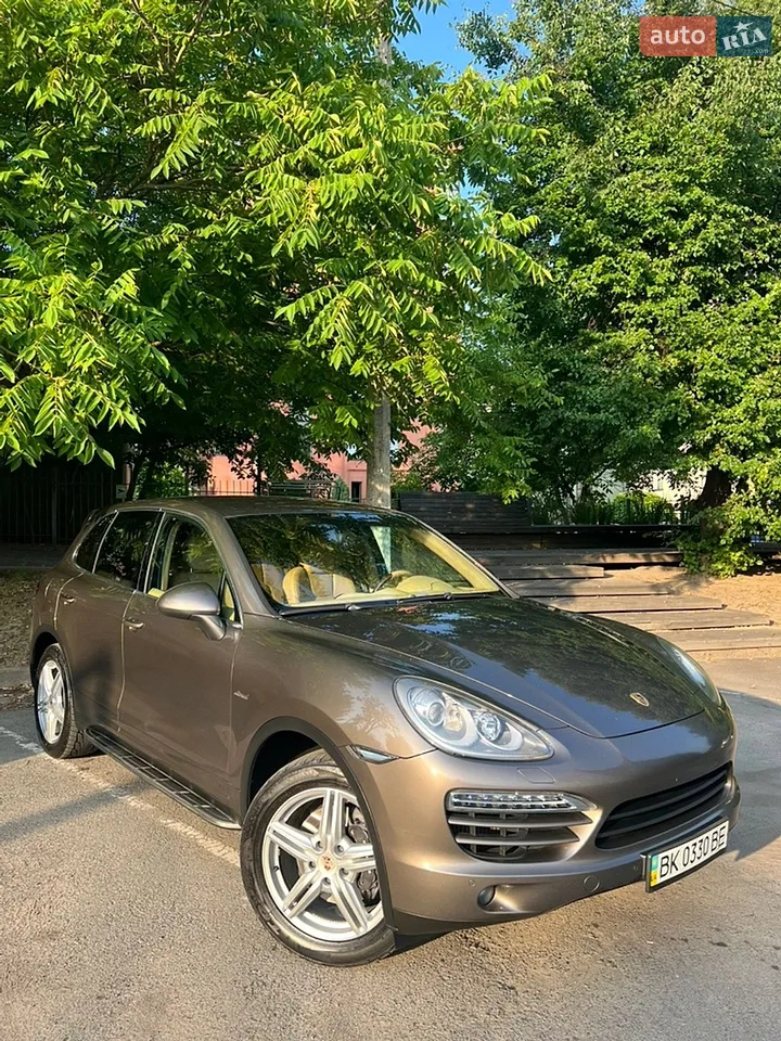 2012 Porsche Cayenne - мініатюра 18
